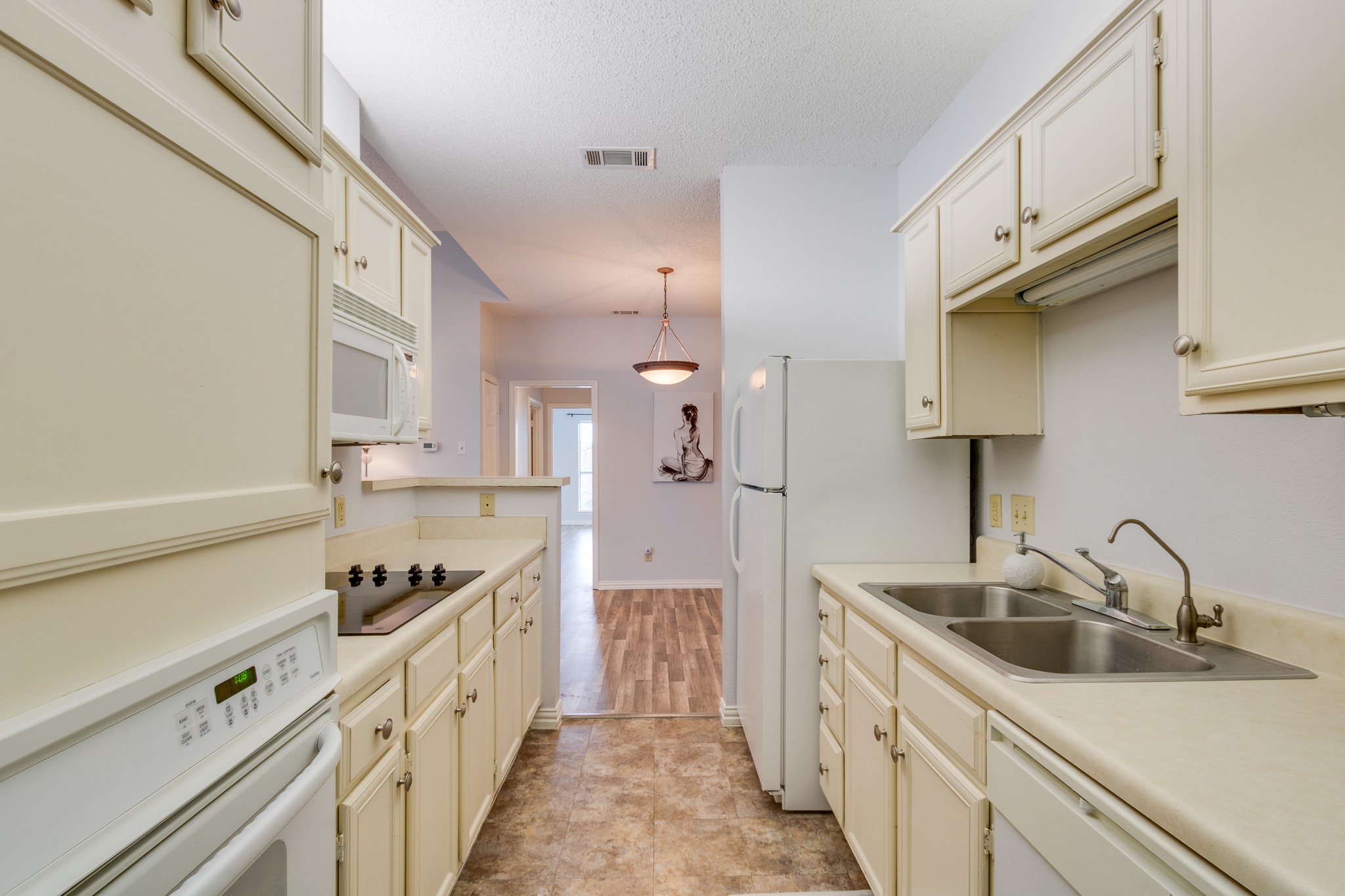 2100 Randy Snow Road Arlington TX 76011