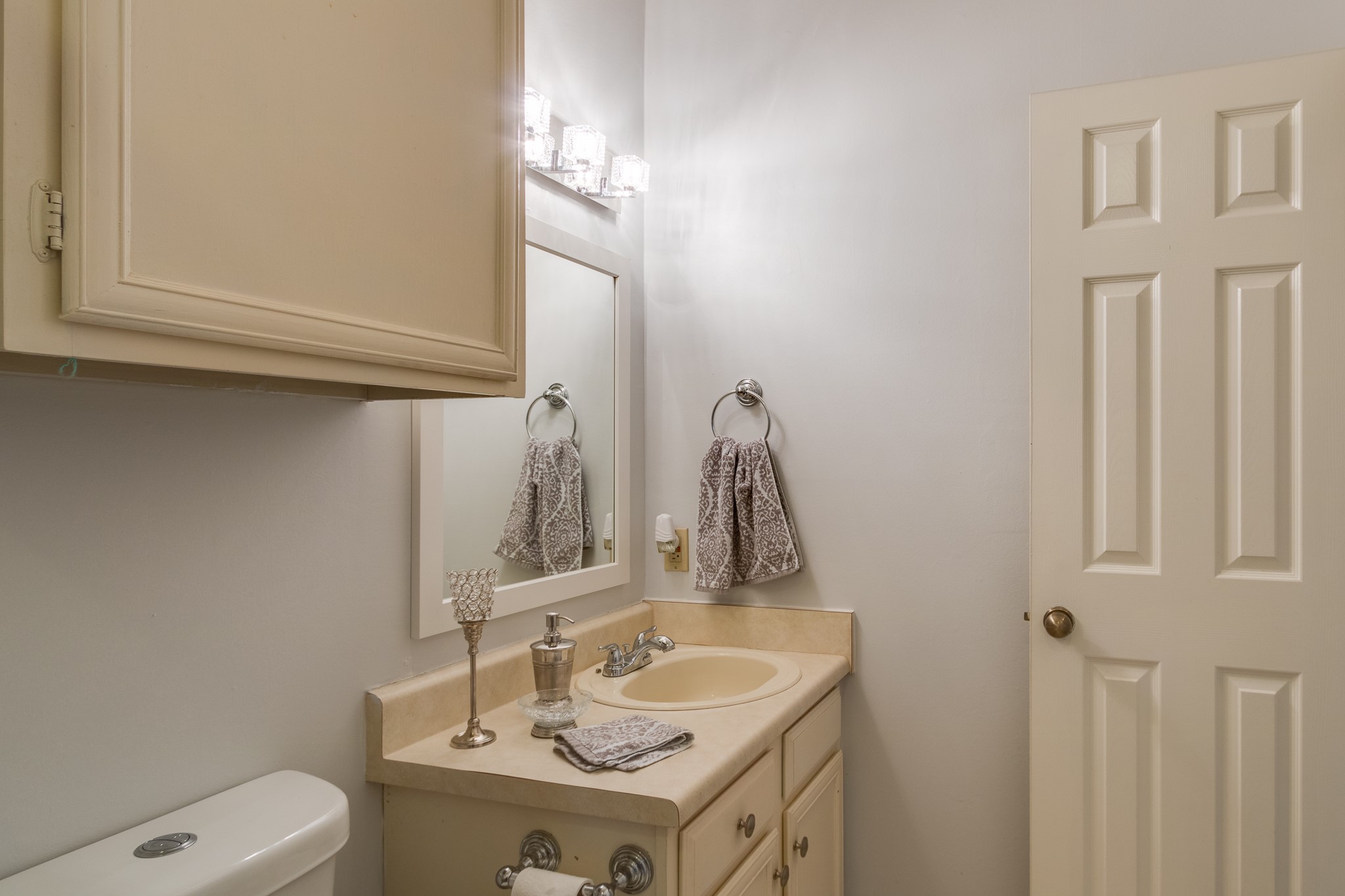 2100 Randy Snow Road Arlington TX 76011