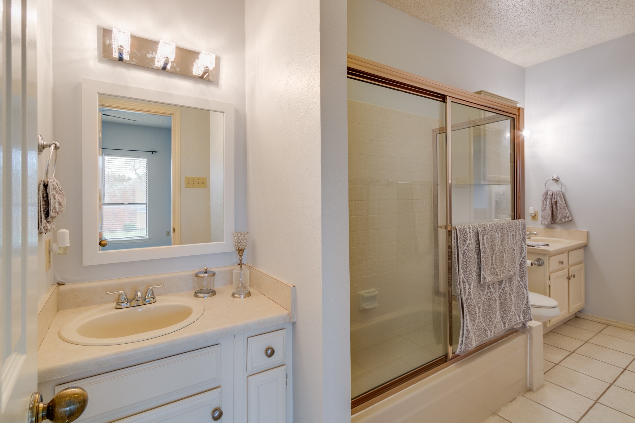 2100 Randy Snow Road Arlington TX 76011