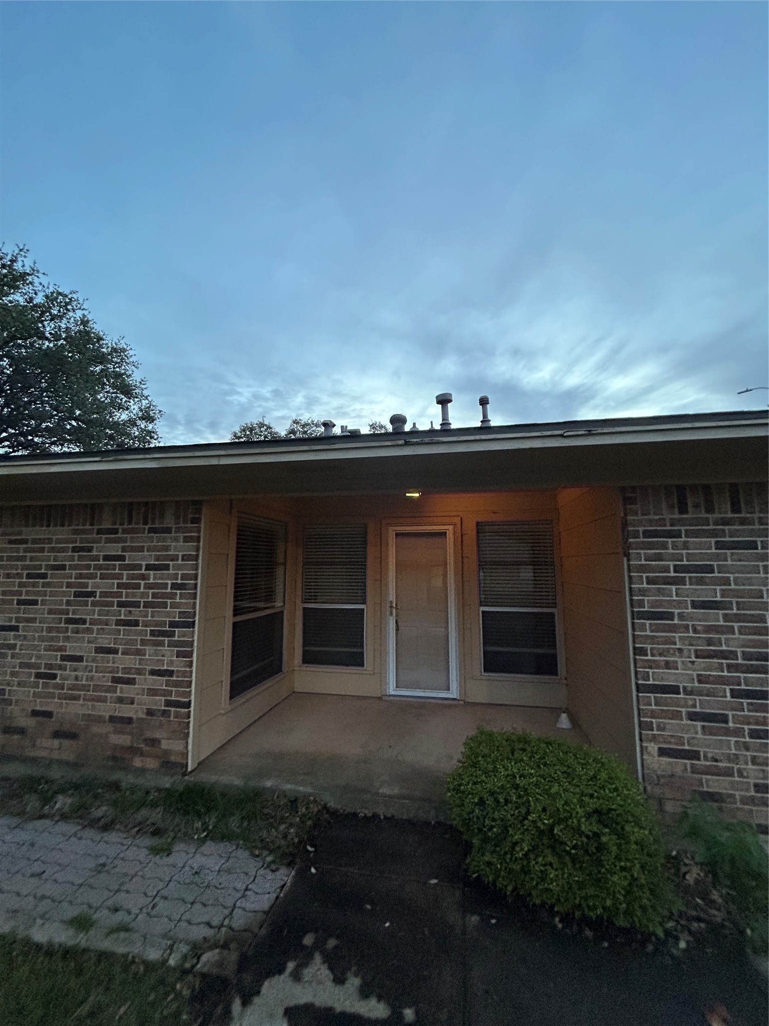 1302 Crescent Street Denton TX 76201