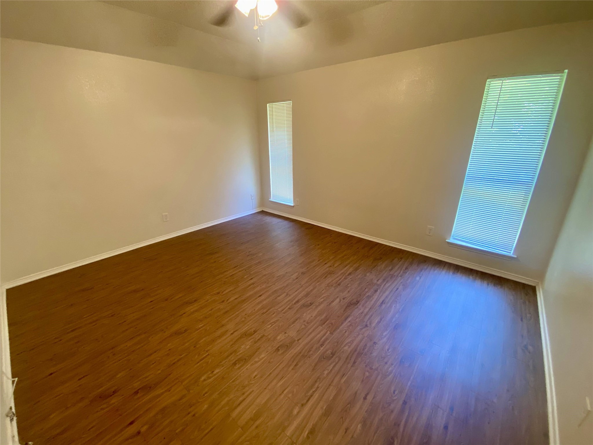 971 N Brookside Drive Cedar Hill TX 75104
