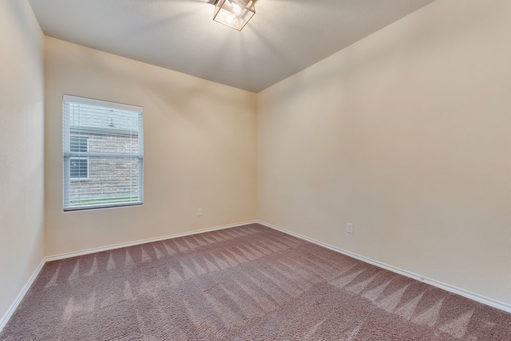 1104 Edgewater Drive Azle TX 76020