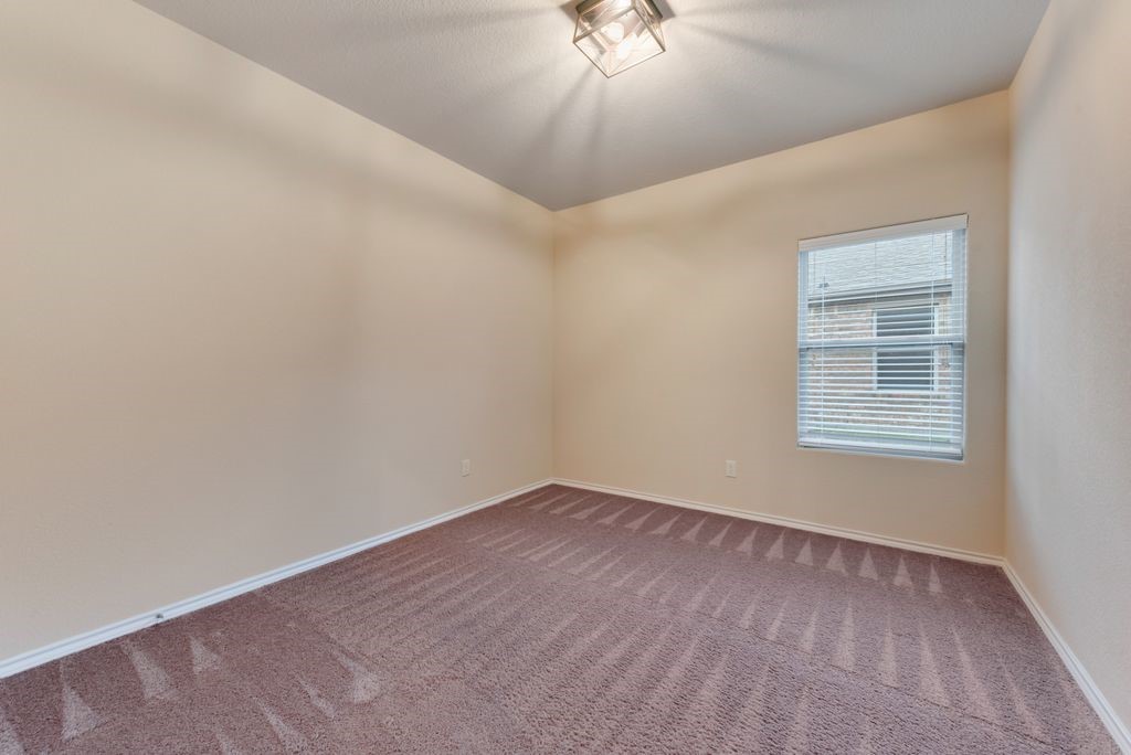1104 Edgewater Drive Azle TX 76020