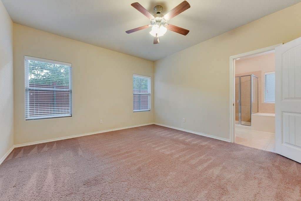 1104 Edgewater Drive Azle TX 76020