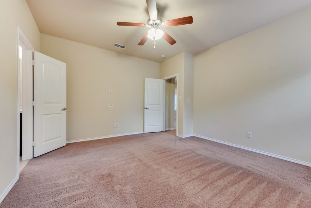 1104 Edgewater Drive Azle TX 76020