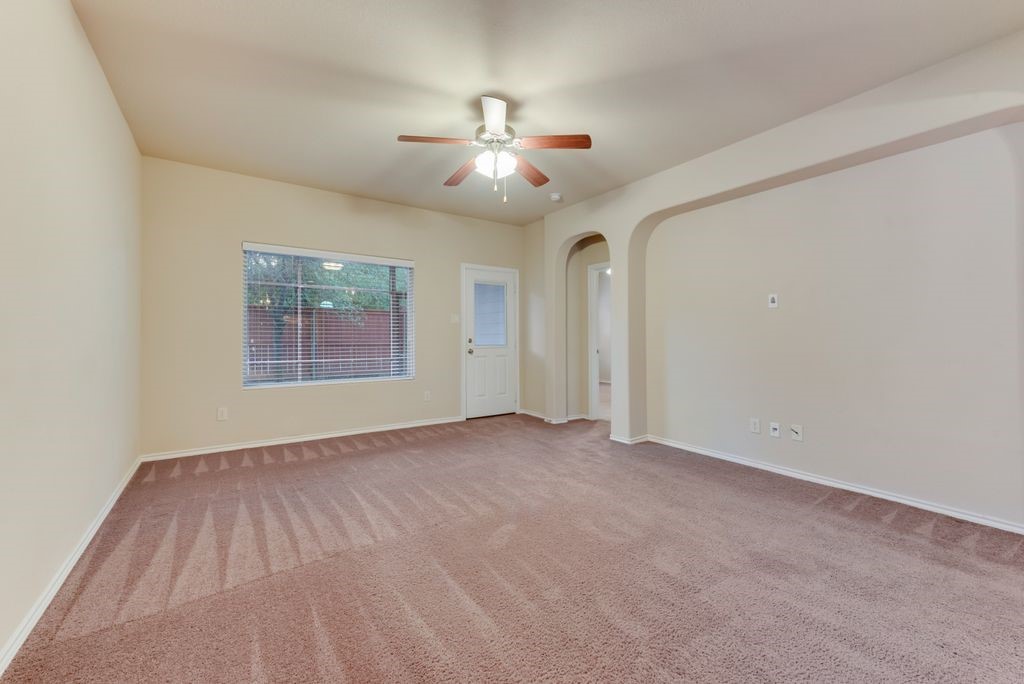 1104 Edgewater Drive Azle TX 76020