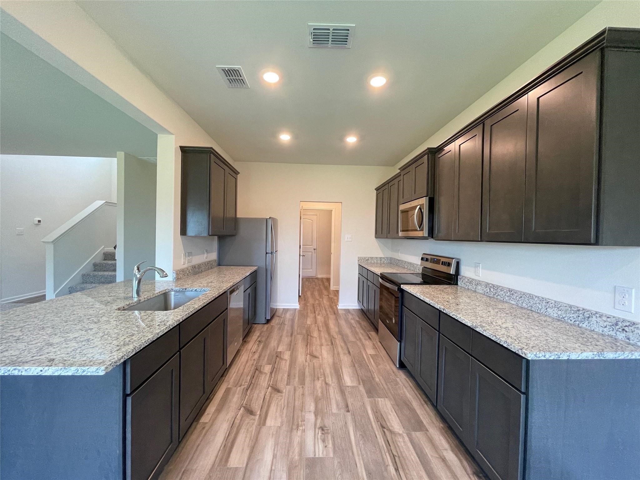 1914 Madison Drive Seagoville TX 75159