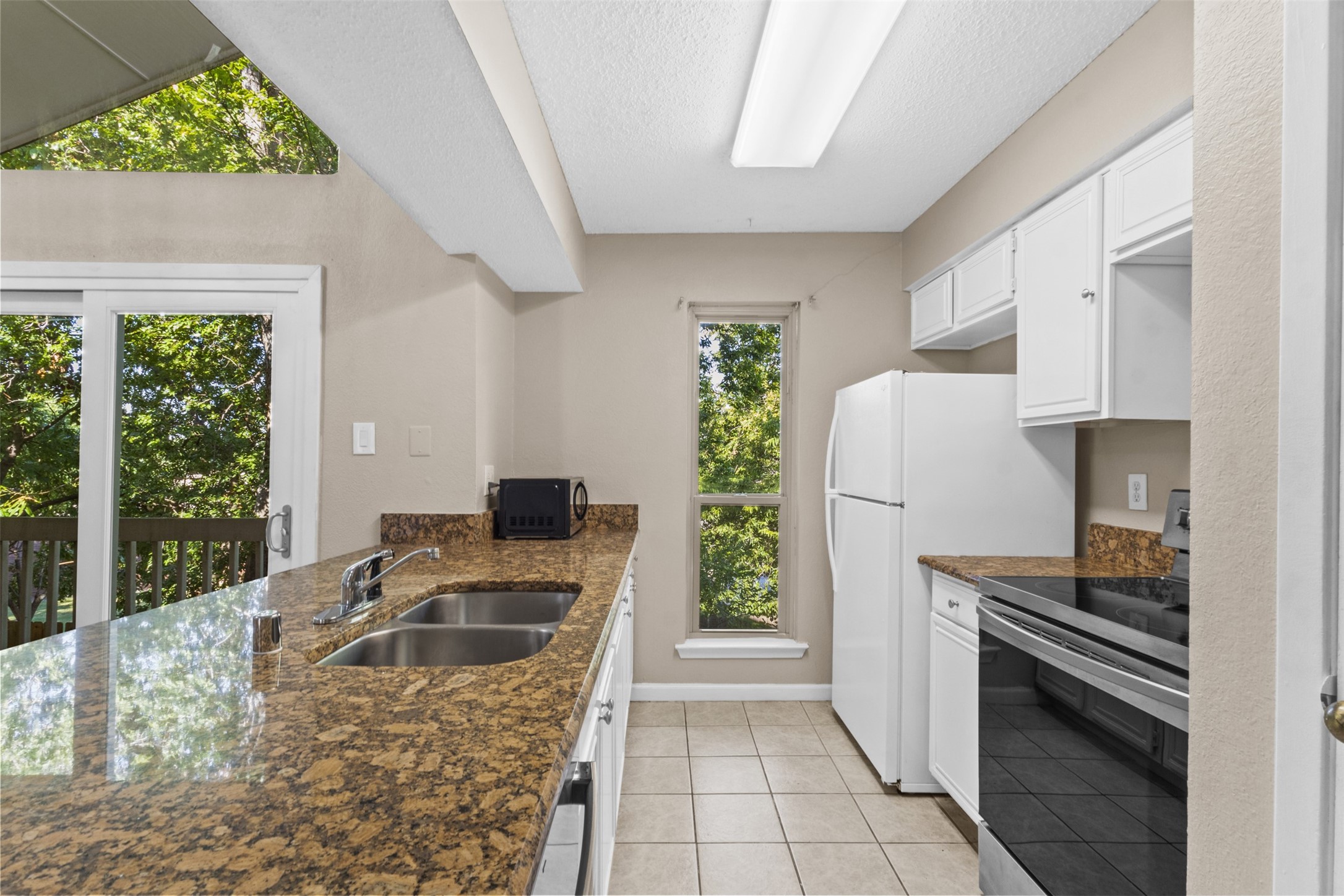 7107 Holly Hill Drive Dallas TX 75231