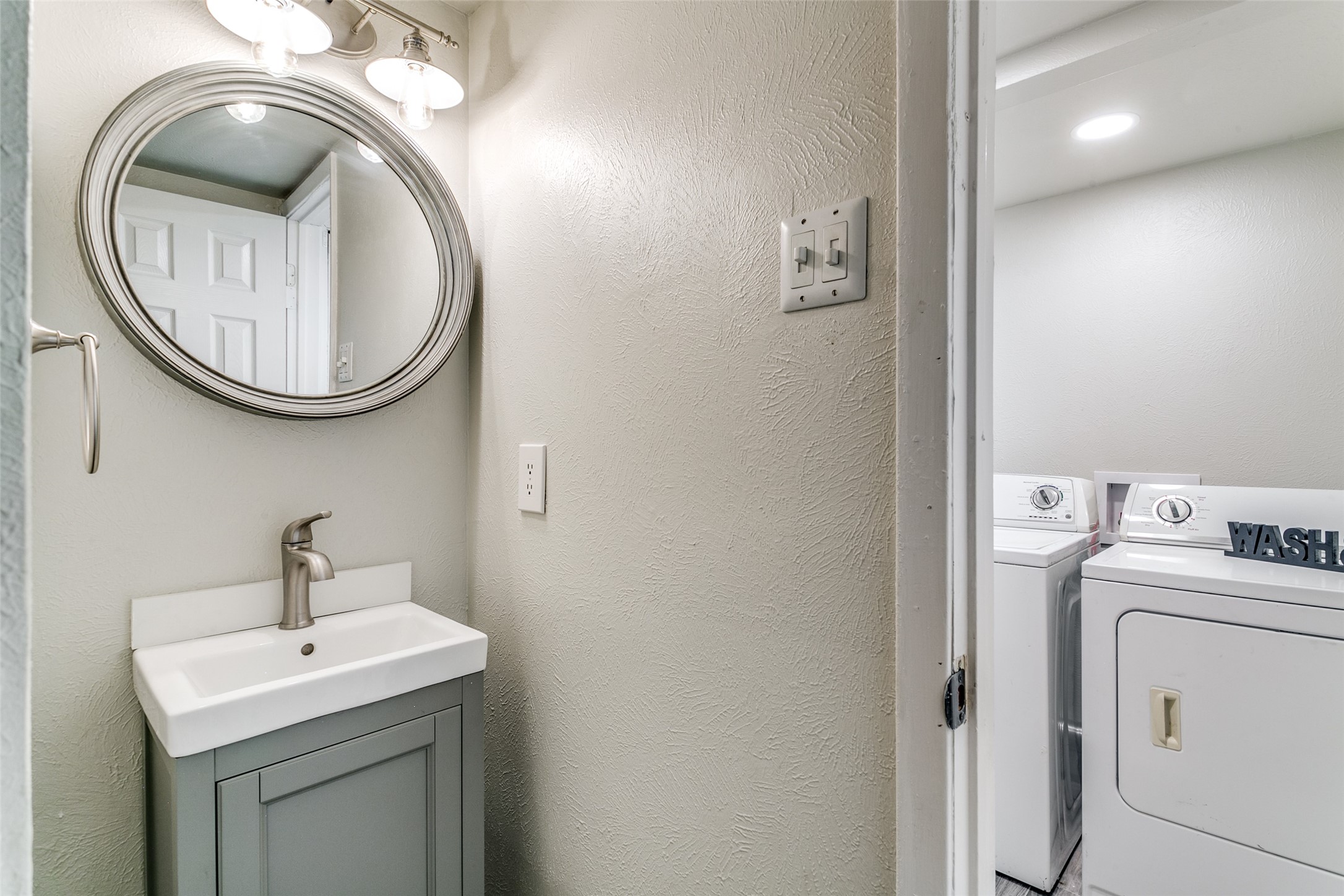2009 Via Miramonte Carrollton TX 75006