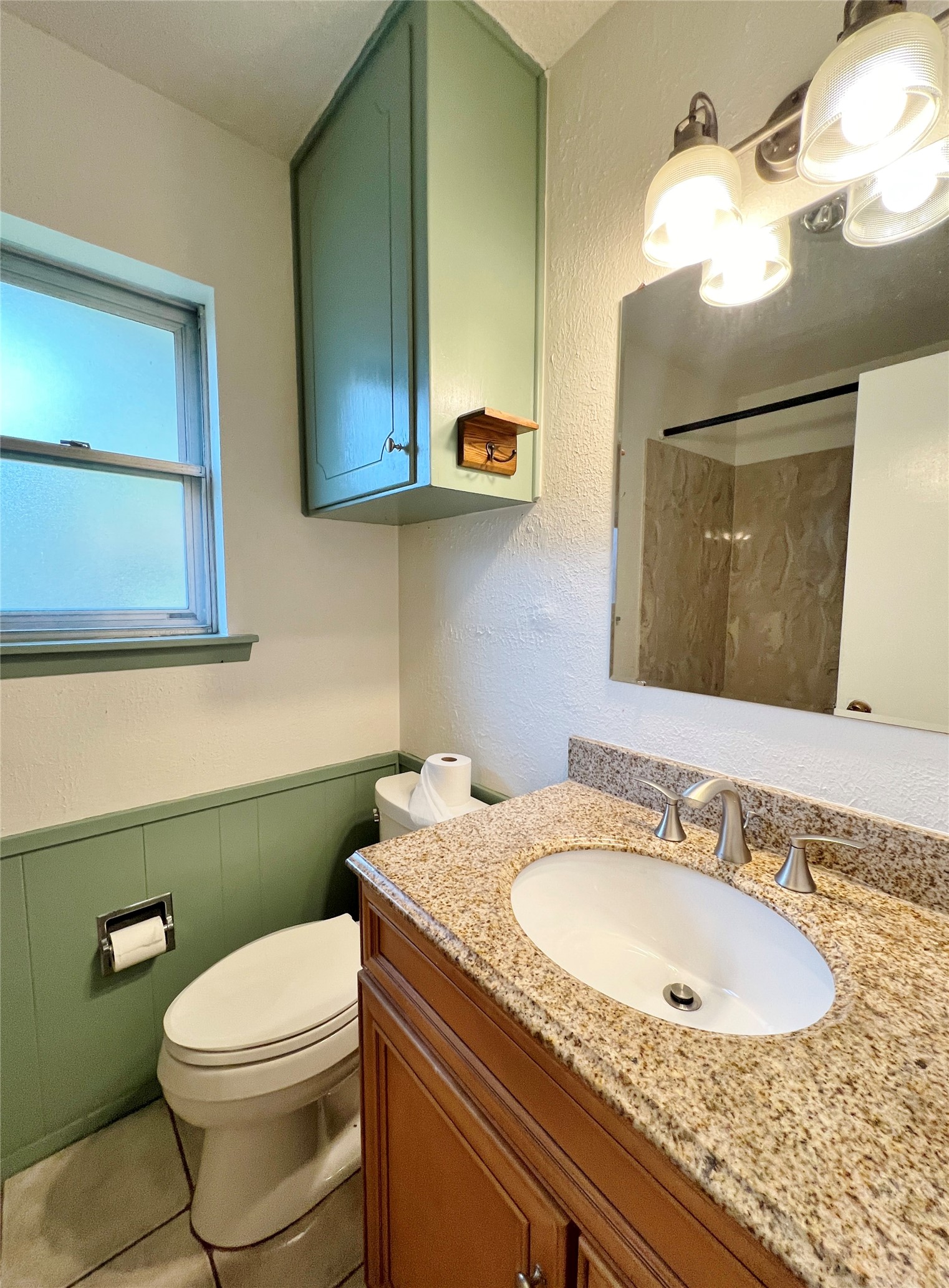 1209 Irwin Drive Hurst TX 76053