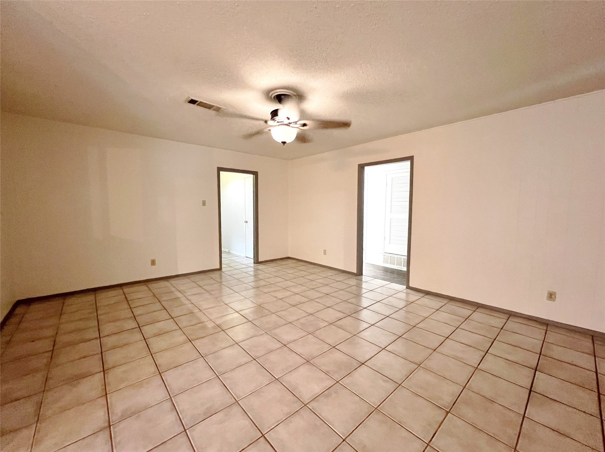 1209 Irwin Drive Hurst TX 76053