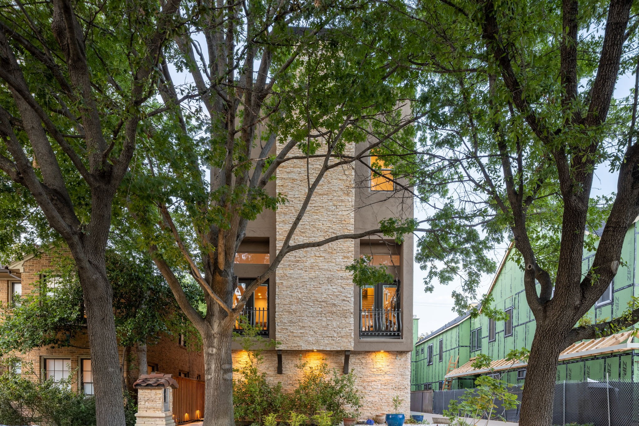 4025 Hawthorne Avenue Dallas TX 75219