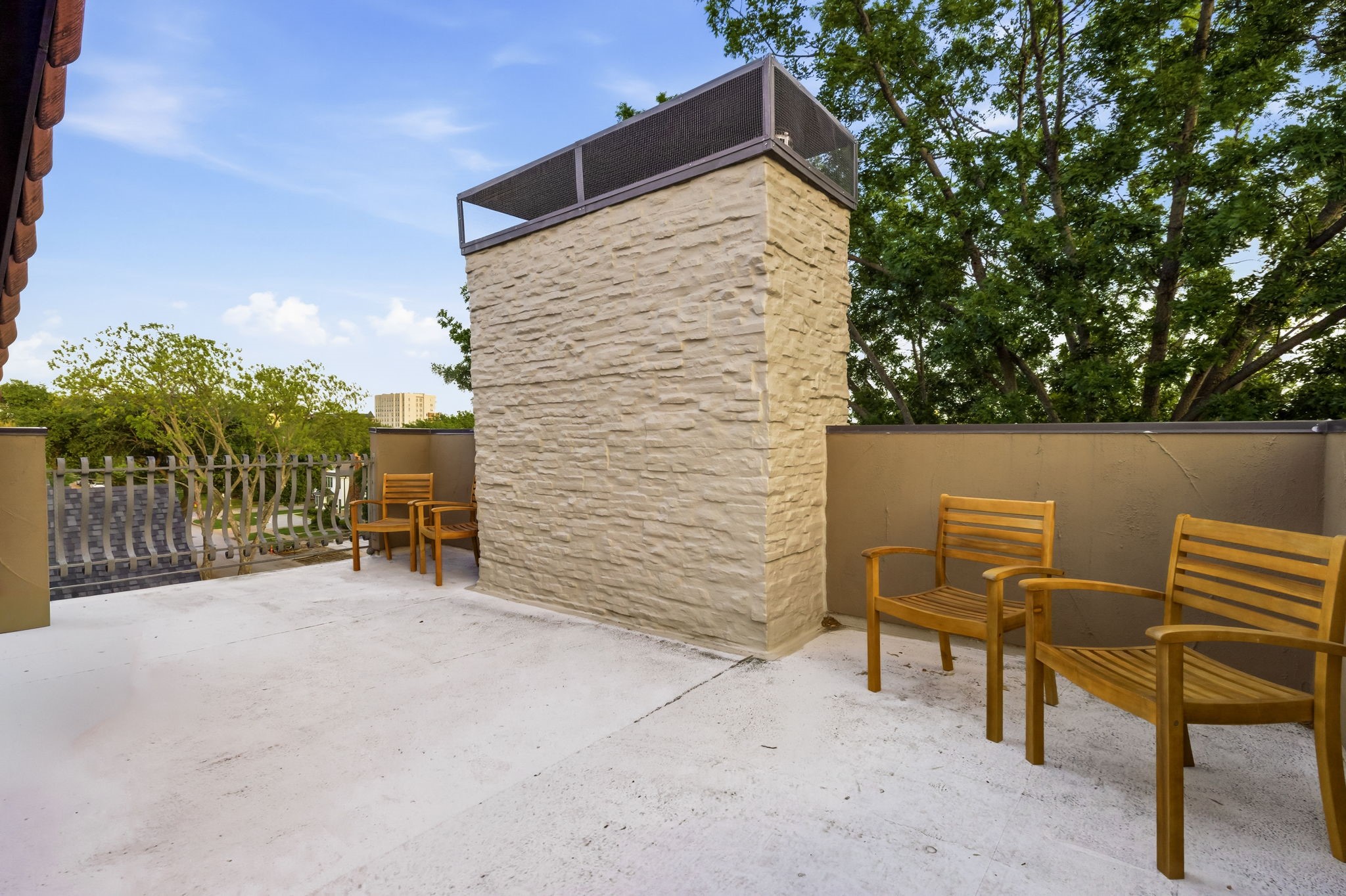 4025 Hawthorne Avenue Dallas TX 75219