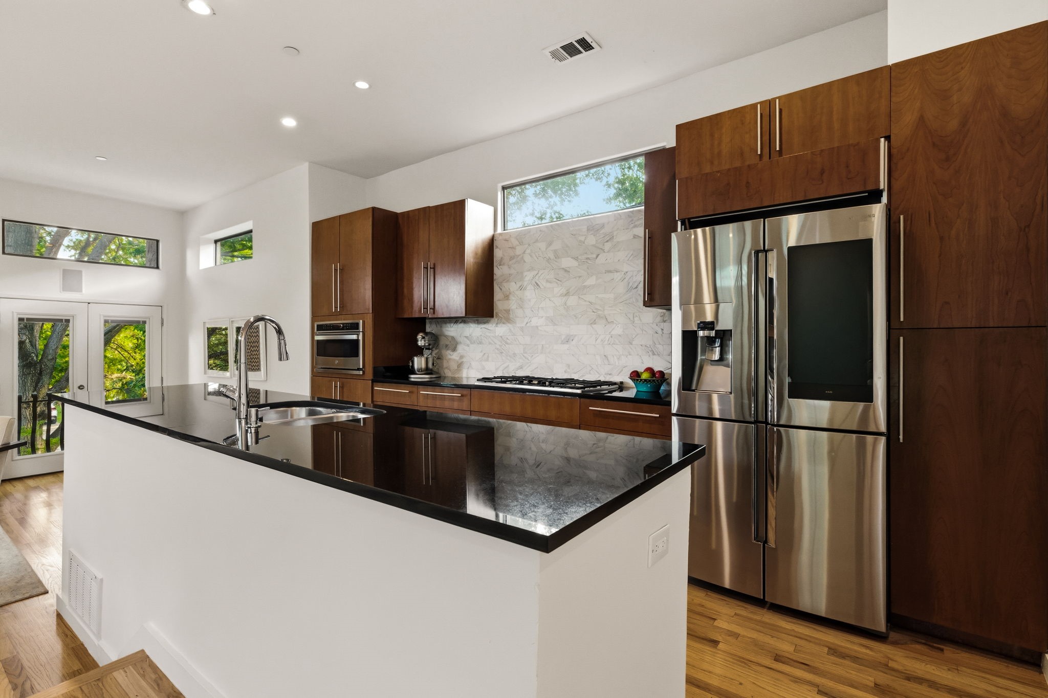 4025 Hawthorne Avenue Dallas TX 75219
