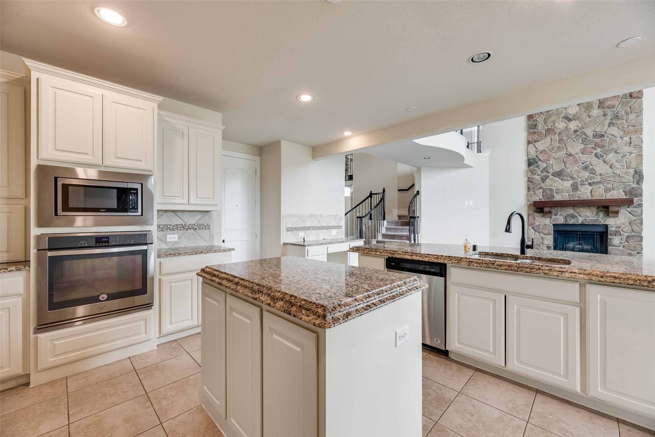 809 Frisco Hills Boulevard Little Elm TX 75068