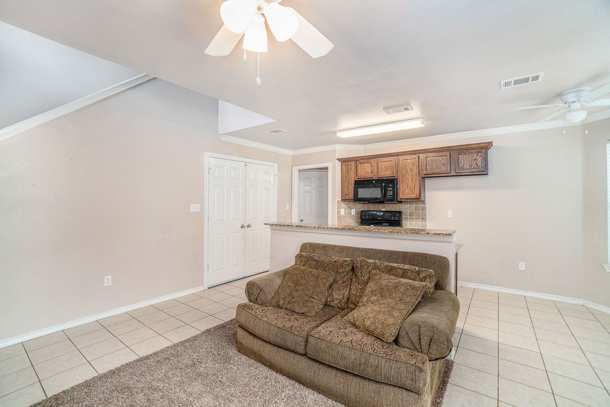 542 Mast Court Crowley TX 76036