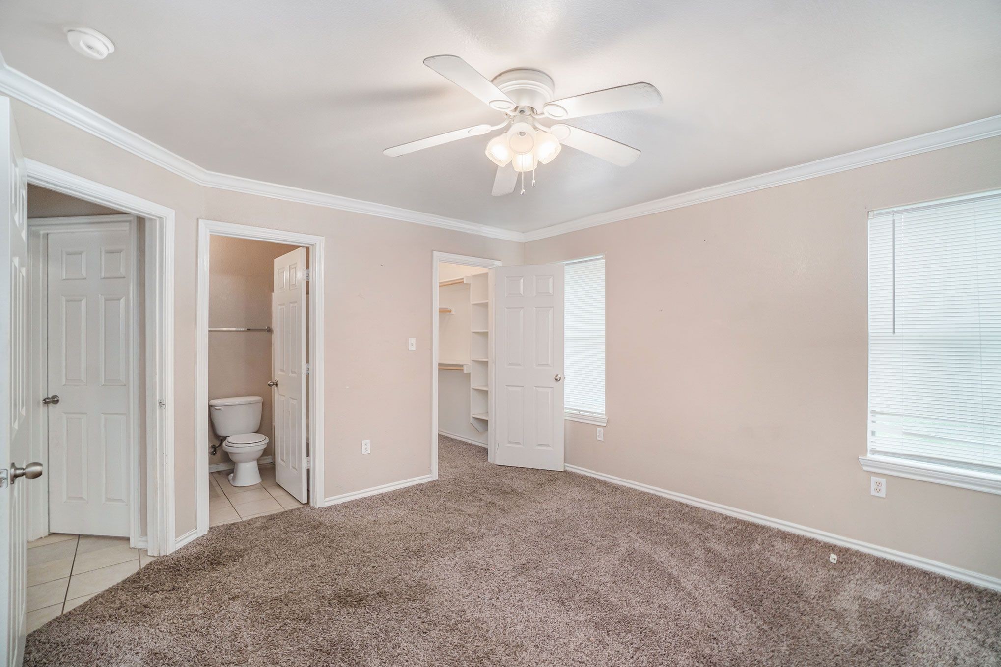 542 Mast Court Crowley TX 76036