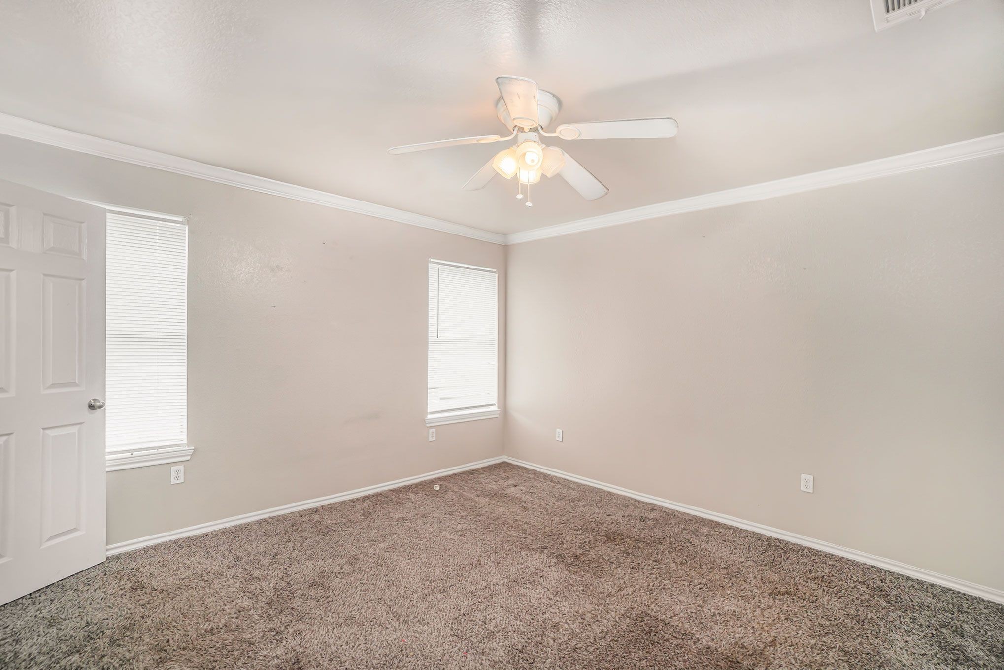 542 Mast Court Crowley TX 76036