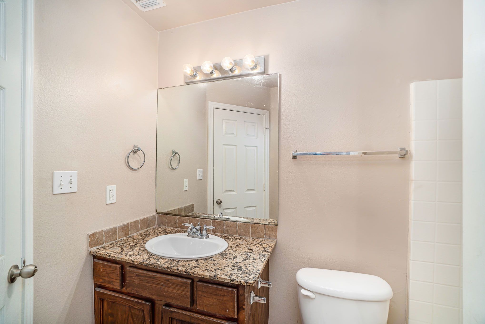 542 Mast Court Crowley TX 76036