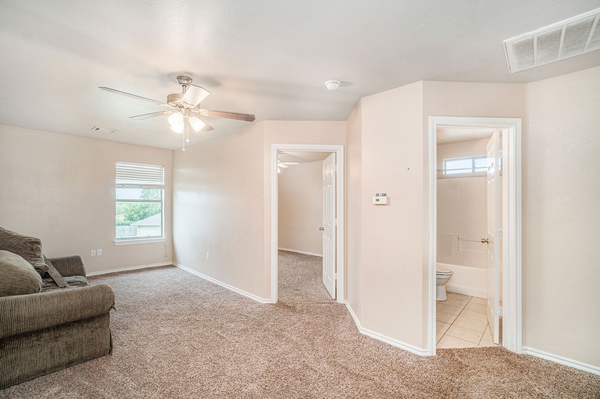 542 Mast Court Crowley TX 76036