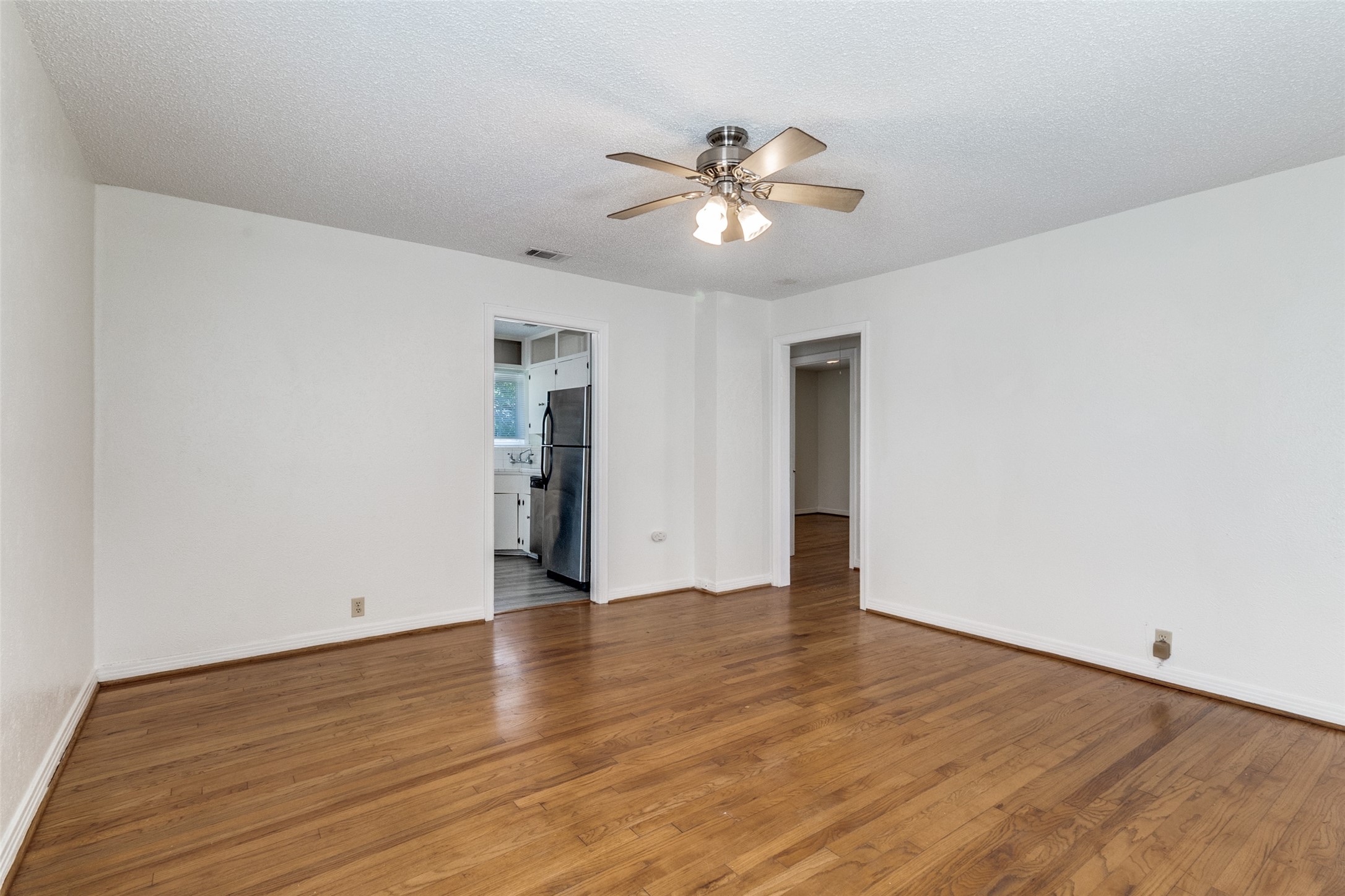6523 Santa Fe Avenue Dallas TX 75223