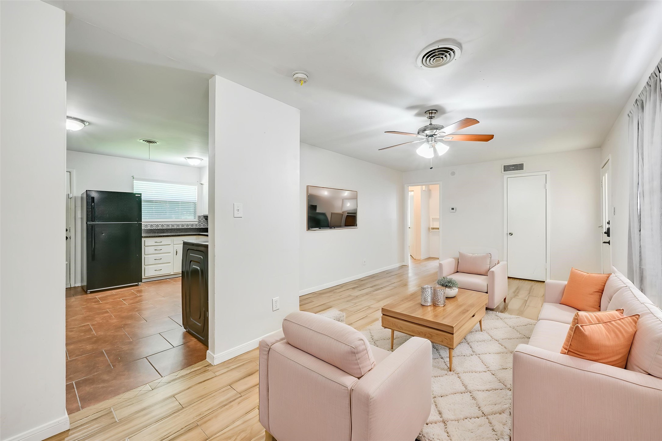 1905 S Cooper Street Arlington TX 76010