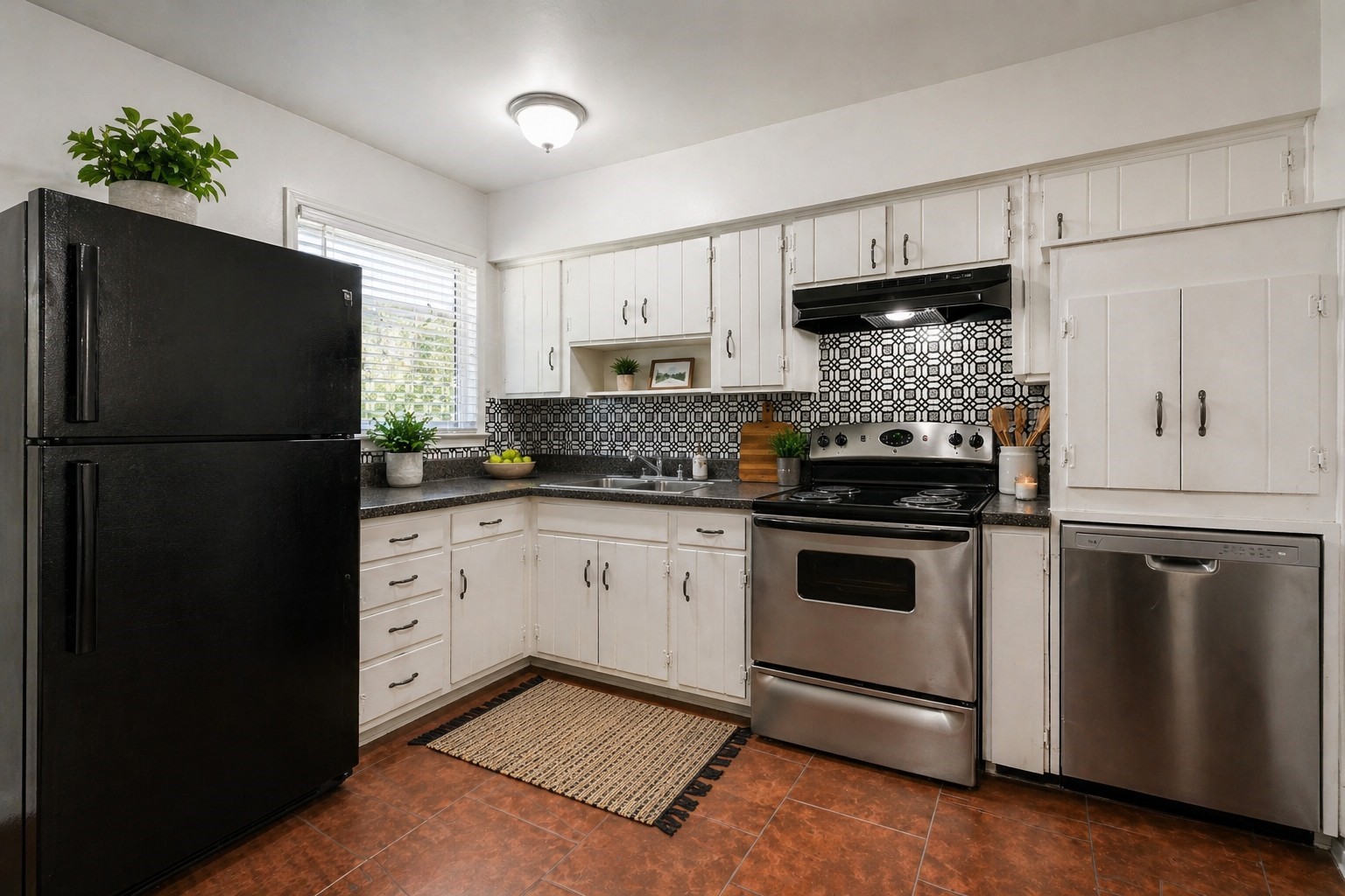 1905 S Cooper Street Arlington TX 76010