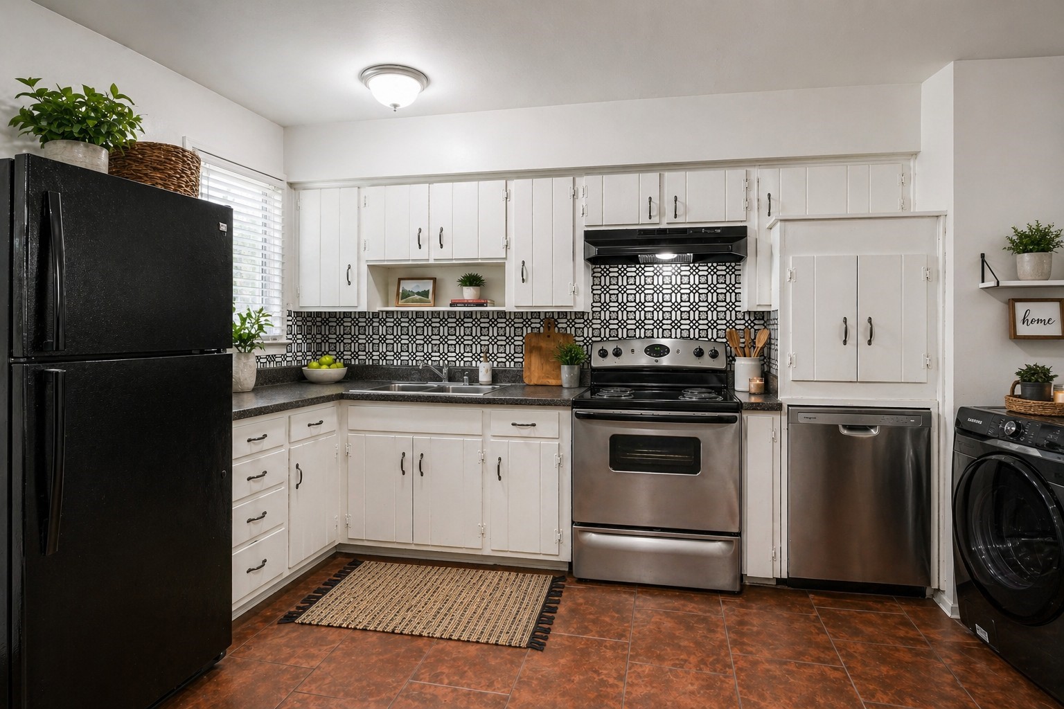 1905 S Cooper Street Arlington TX 76010