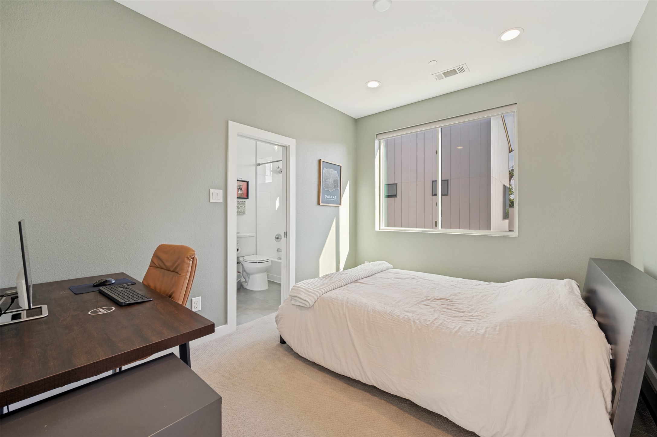 2630 Calvin Street Dallas TX 75204