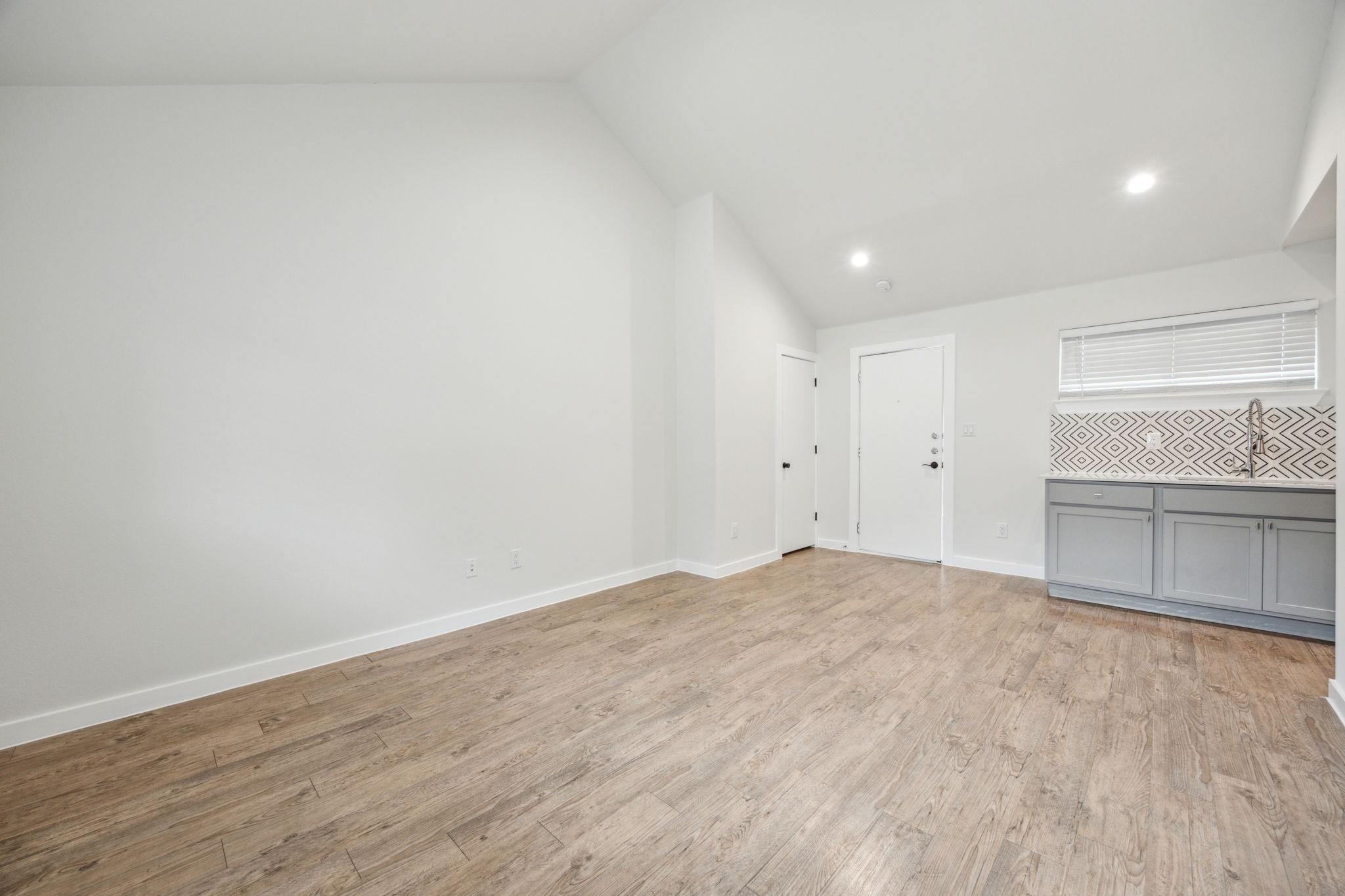 5018 San Jacinto Street Dallas TX 75206