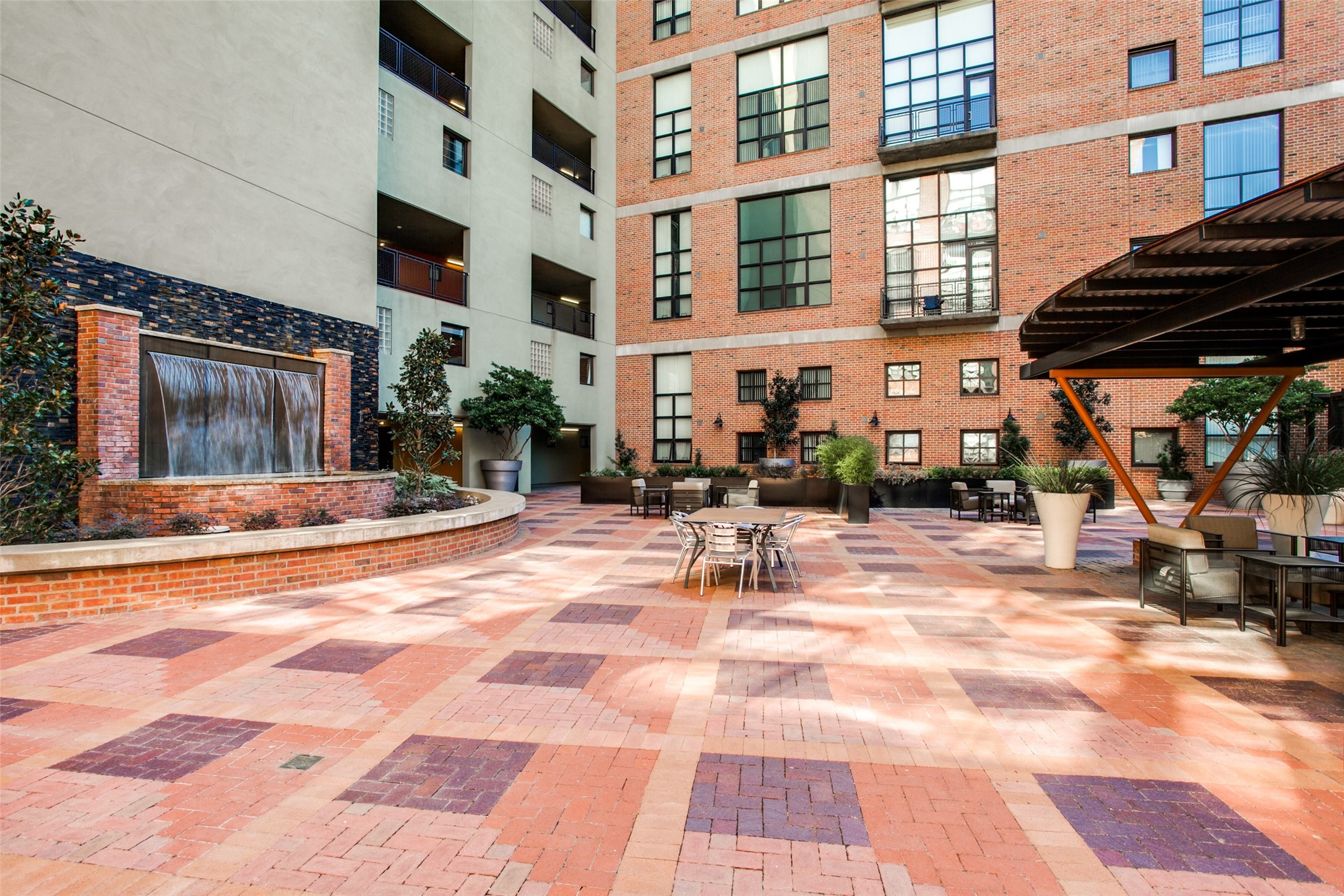 3110 Thomas Avenue Dallas TX 75204
