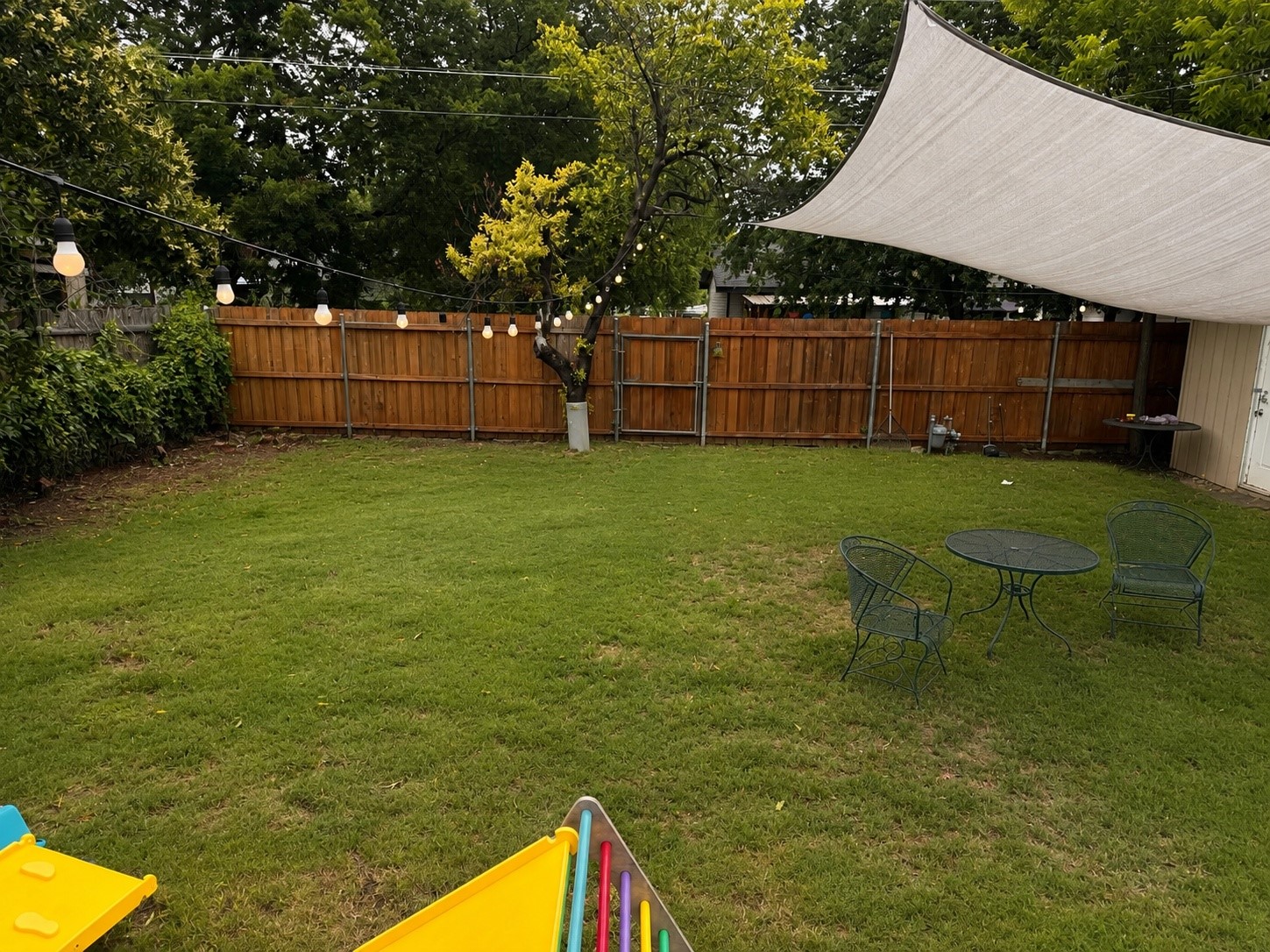 2122 Riviera Drive Dallas TX 75211