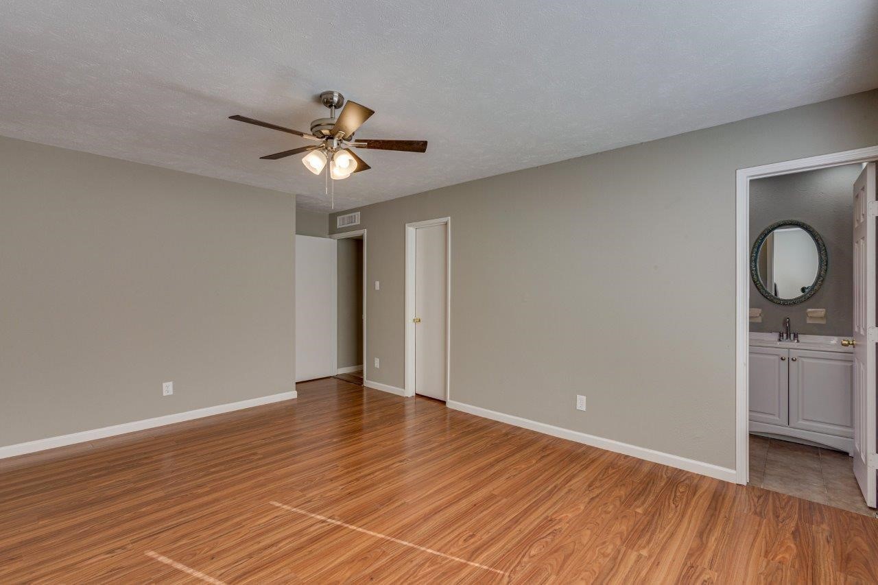 5709 Christie Lane Garland TX 75044