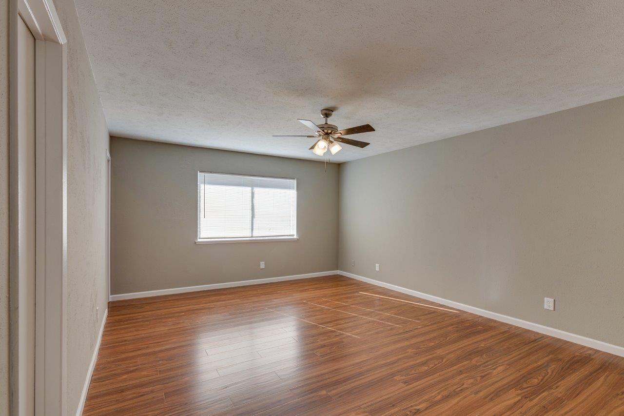 5709 Christie Lane Garland TX 75044