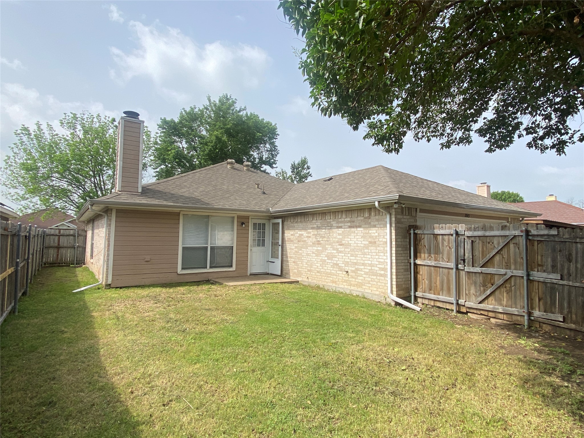 2843 Saint Johns Avenue Lancaster TX 75146