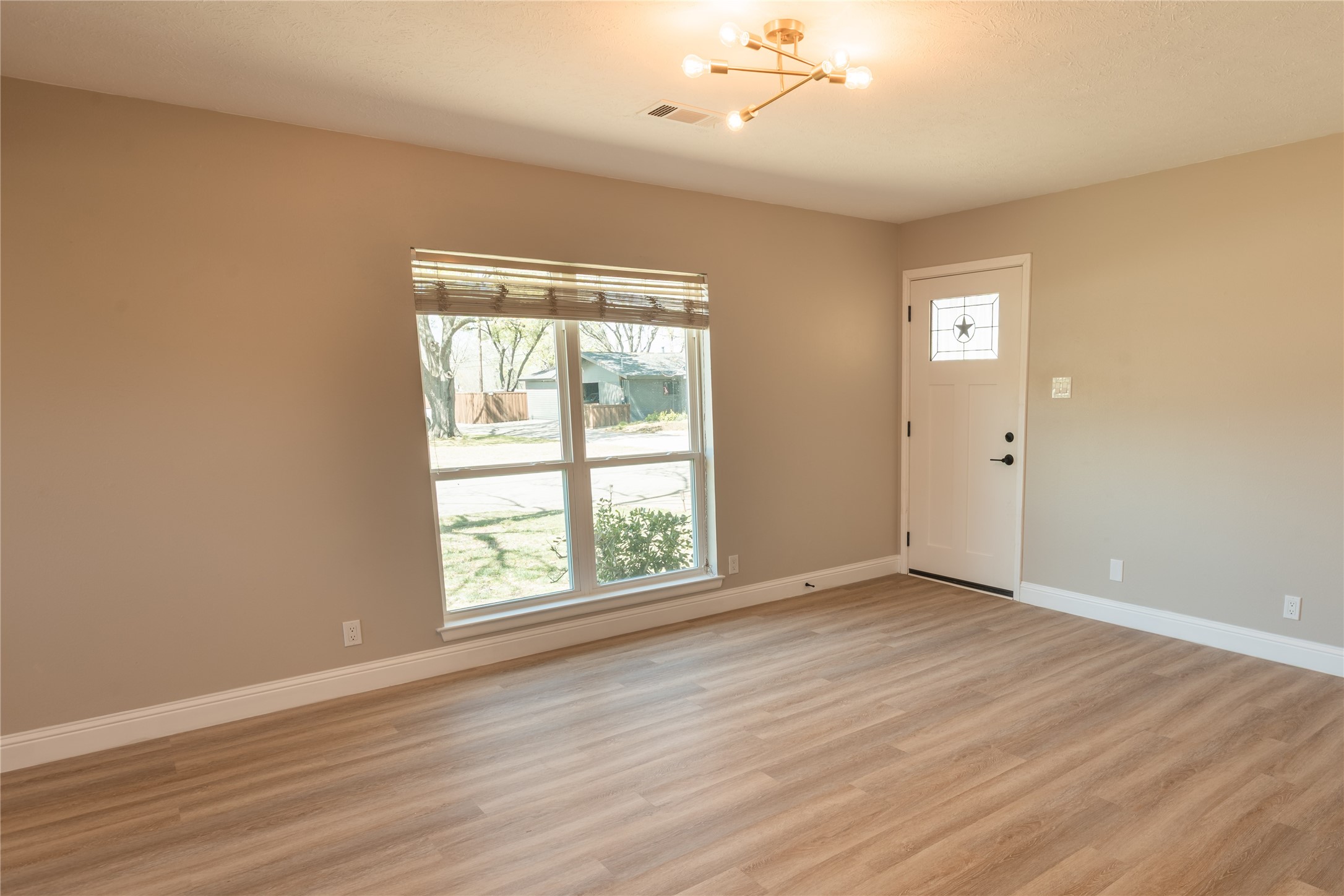 602 N Morris Street Mckinney TX 75069