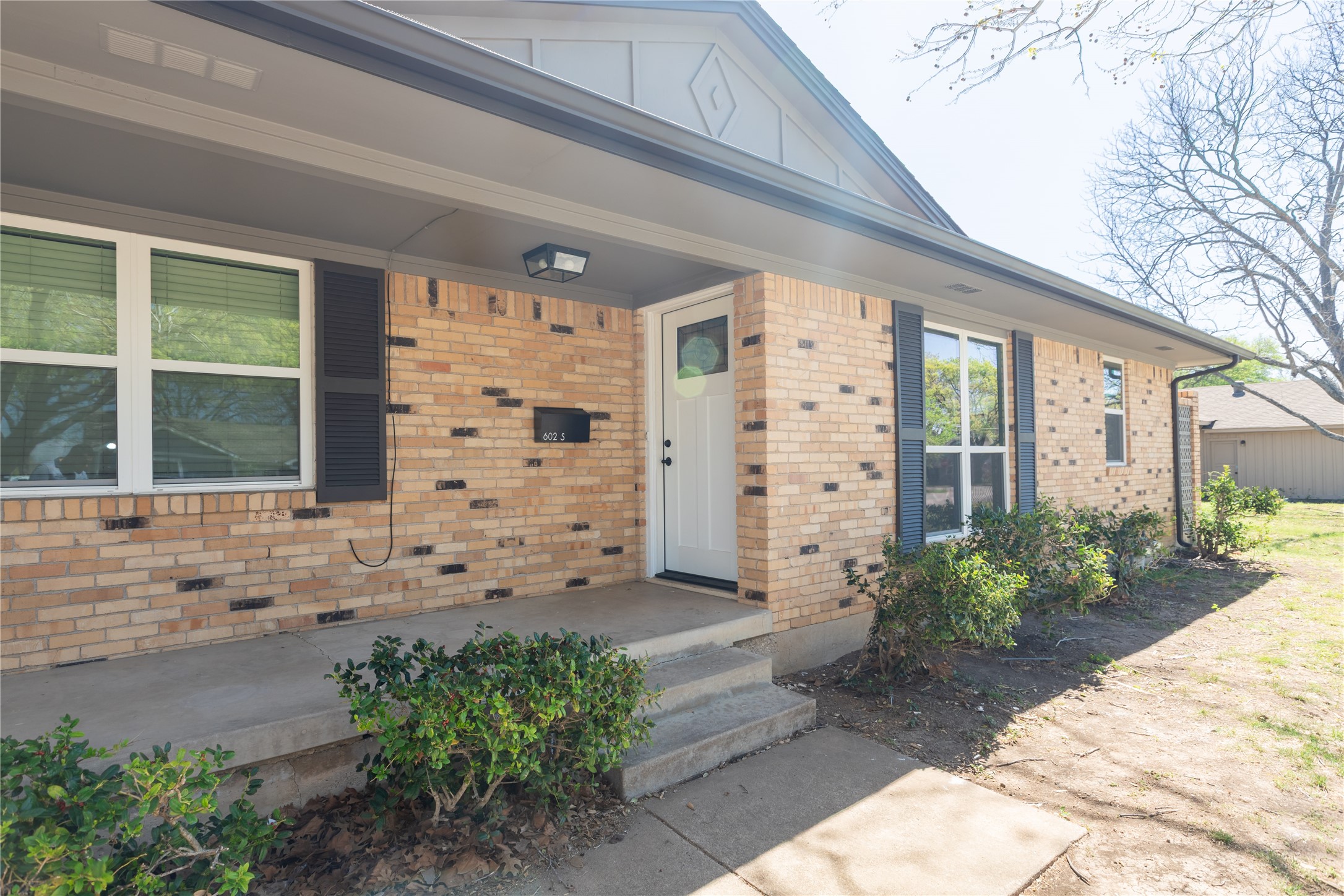 602 N Morris Street Mckinney TX 75069