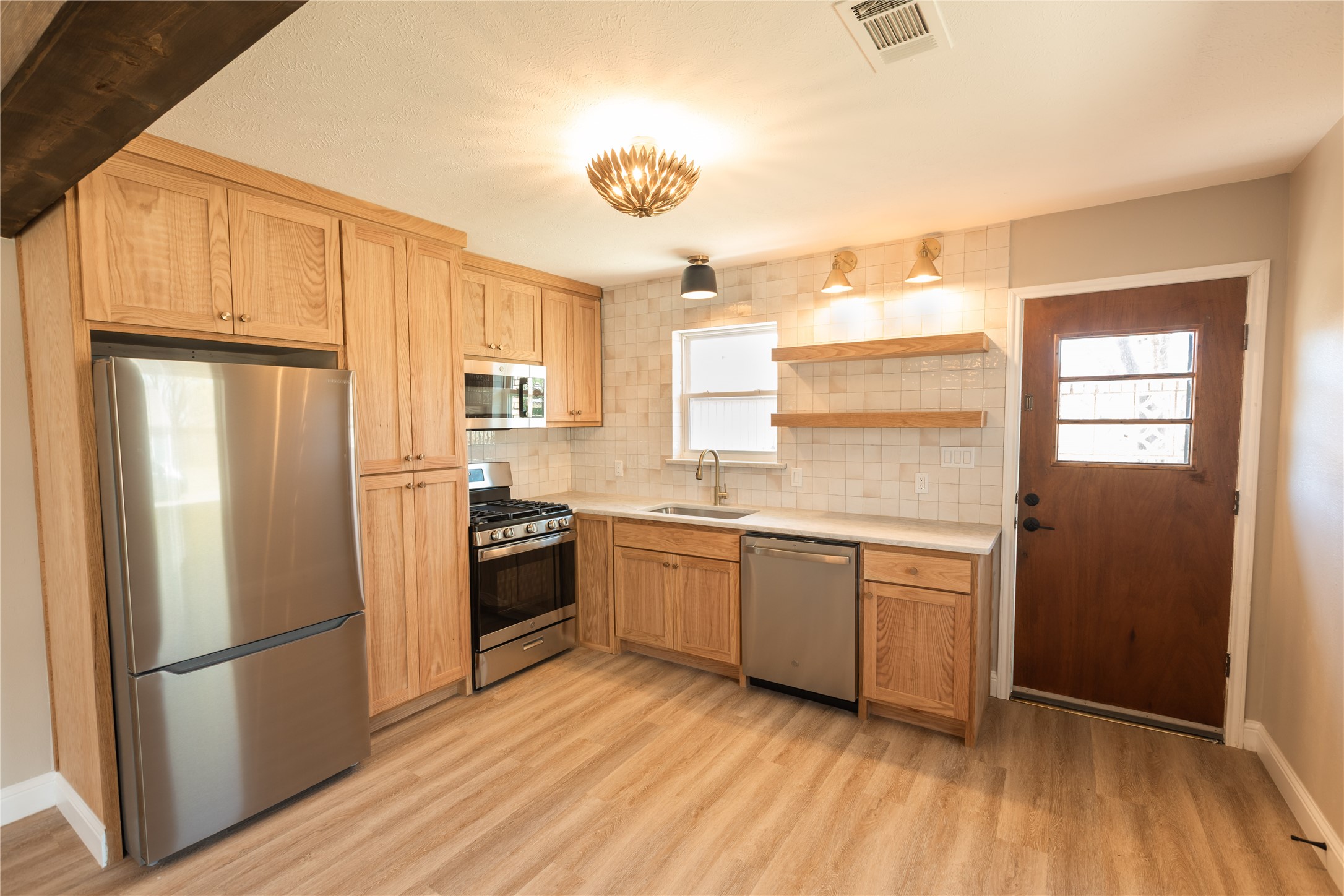 602 N Morris Street Mckinney TX 75069