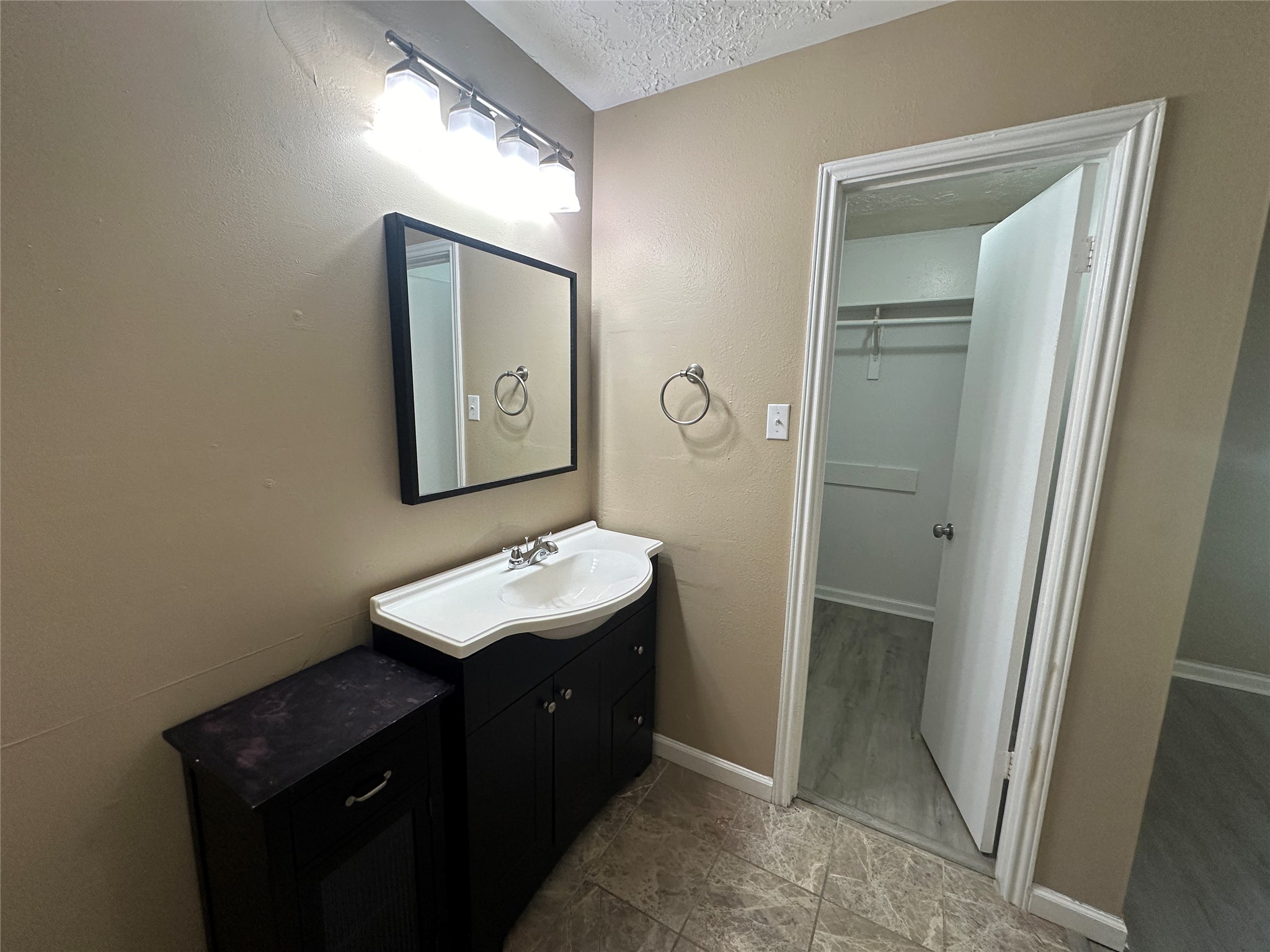 4045 Cavalry Drive Plano TX 75023