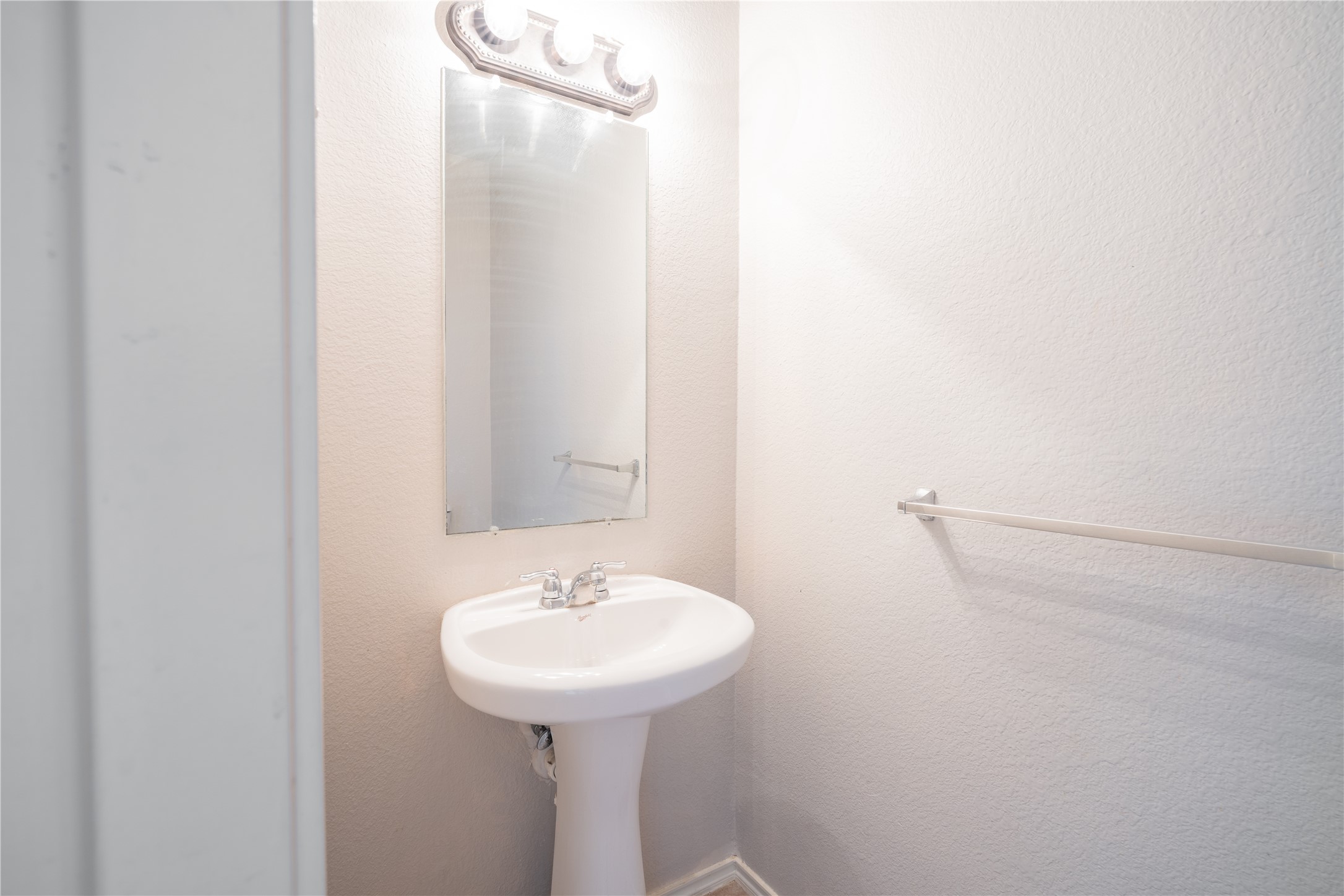 524 Zachum Drive Arlington TX 76002