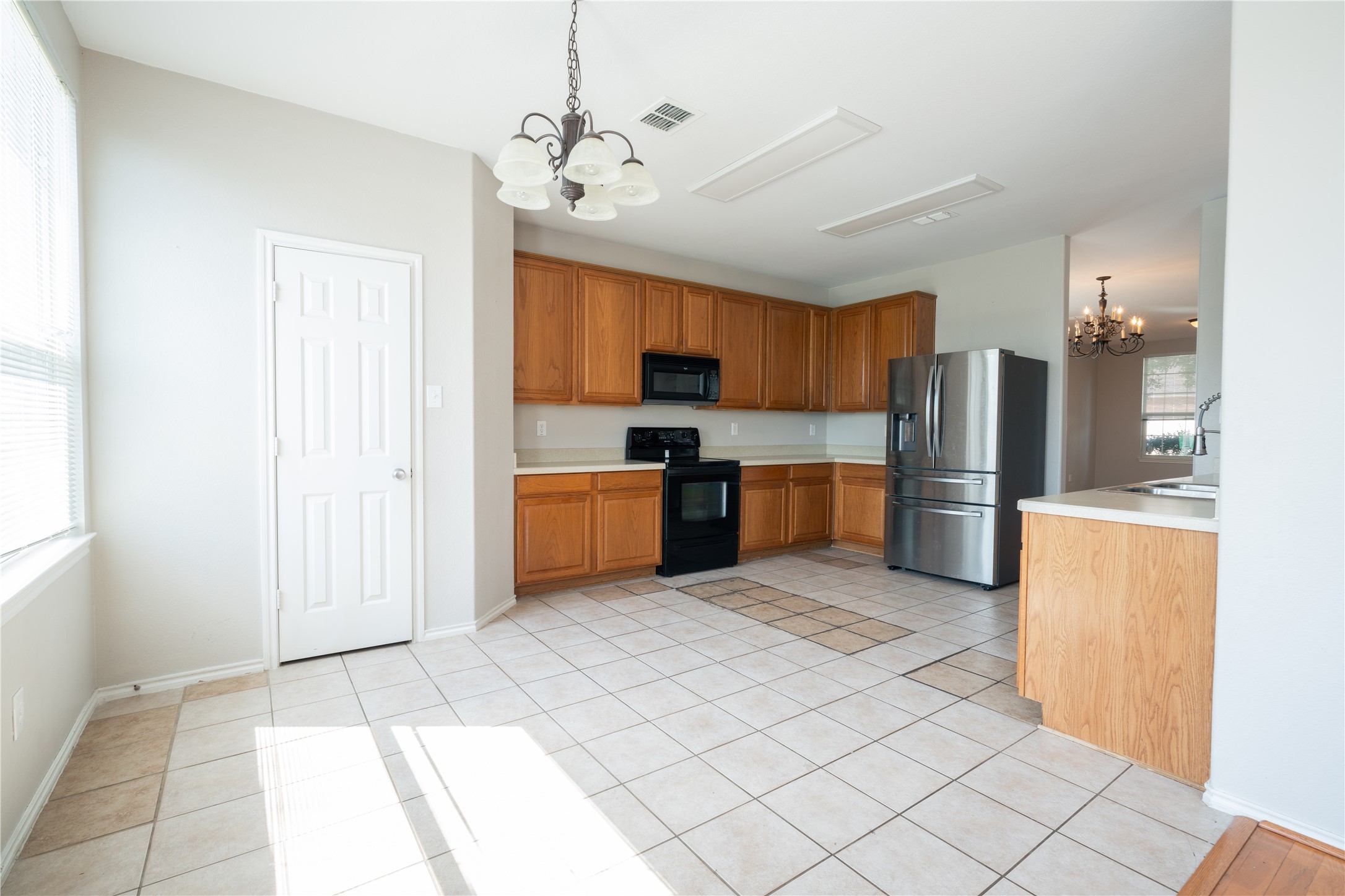 524 Zachum Drive Arlington TX 76002