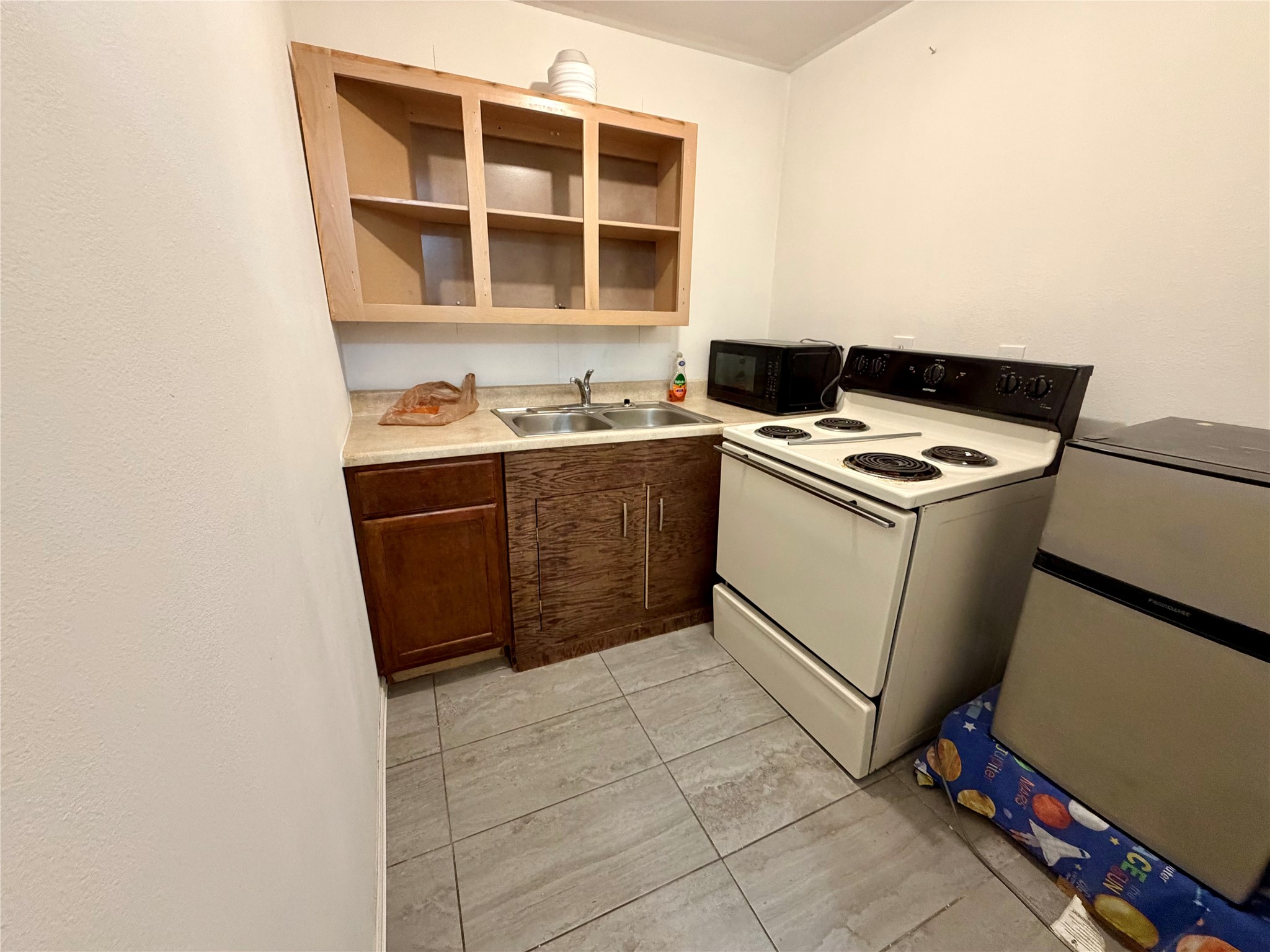 2303 Deer Path Drive Dallas TX 75216