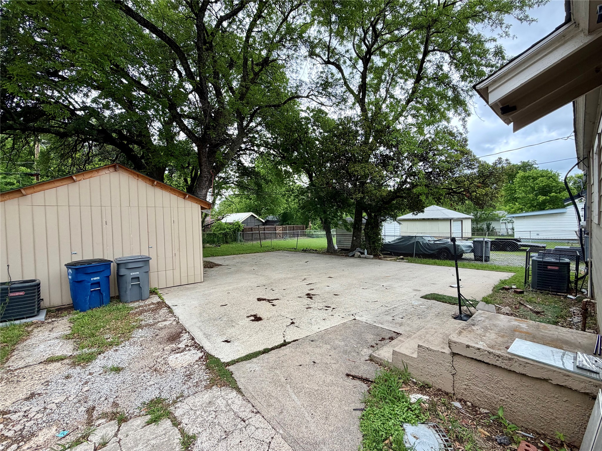 2303 Deer Path Drive Dallas TX 75216