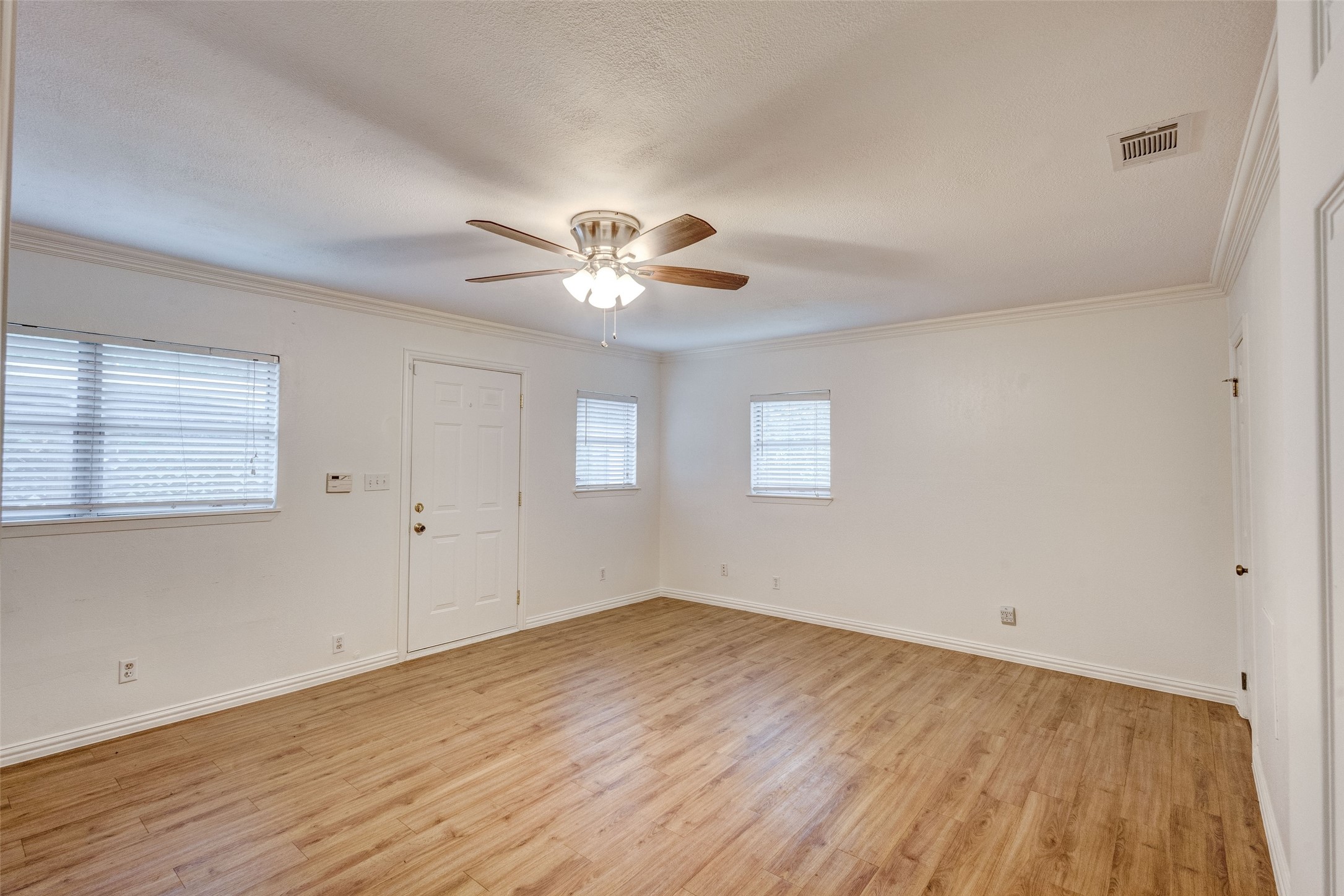 3263 Bilglade Road Fort Worth TX 76133