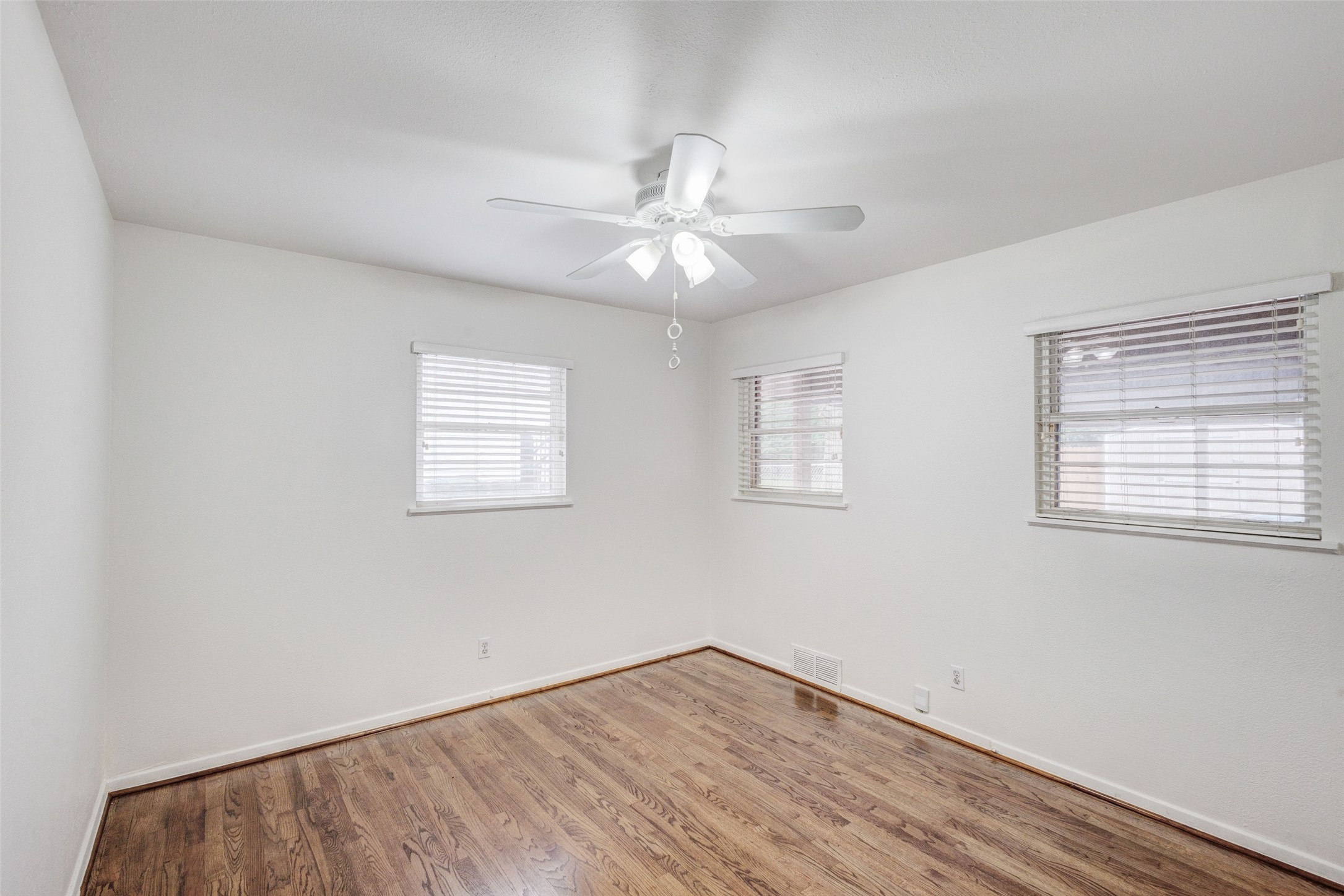 3263 Bilglade Road Fort Worth TX 76133
