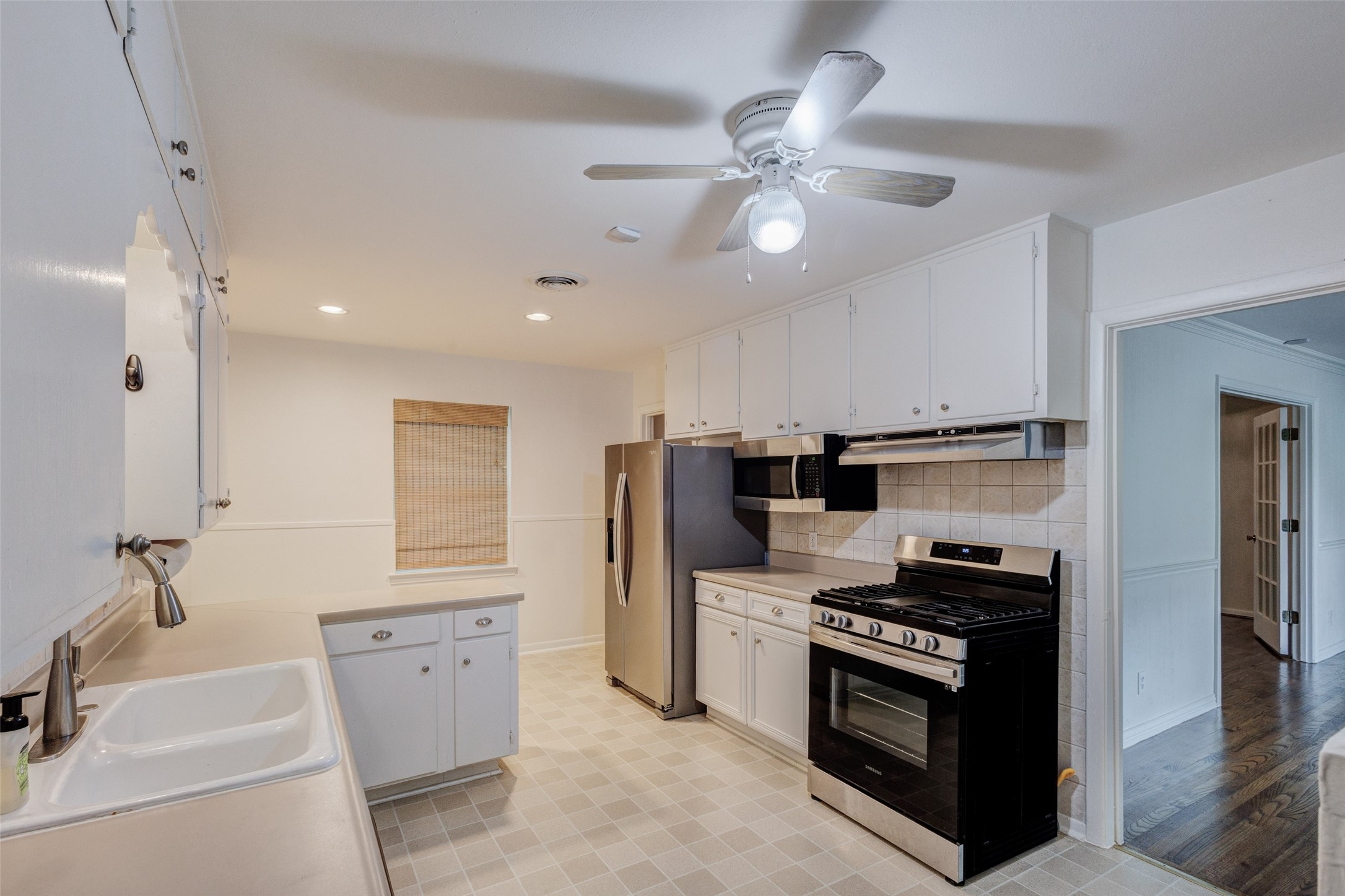 3263 Bilglade Road Fort Worth TX 76133
