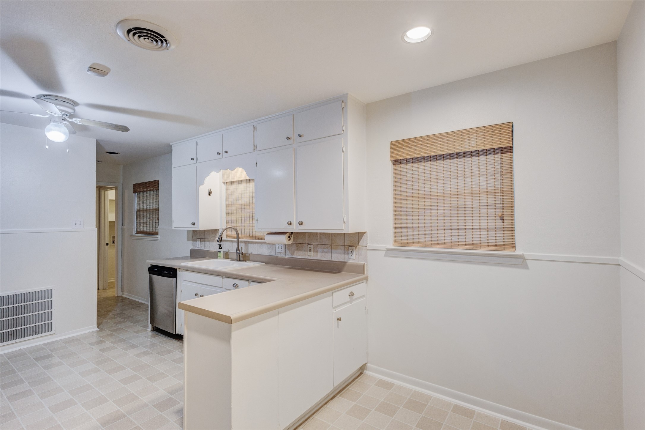 3263 Bilglade Road Fort Worth TX 76133