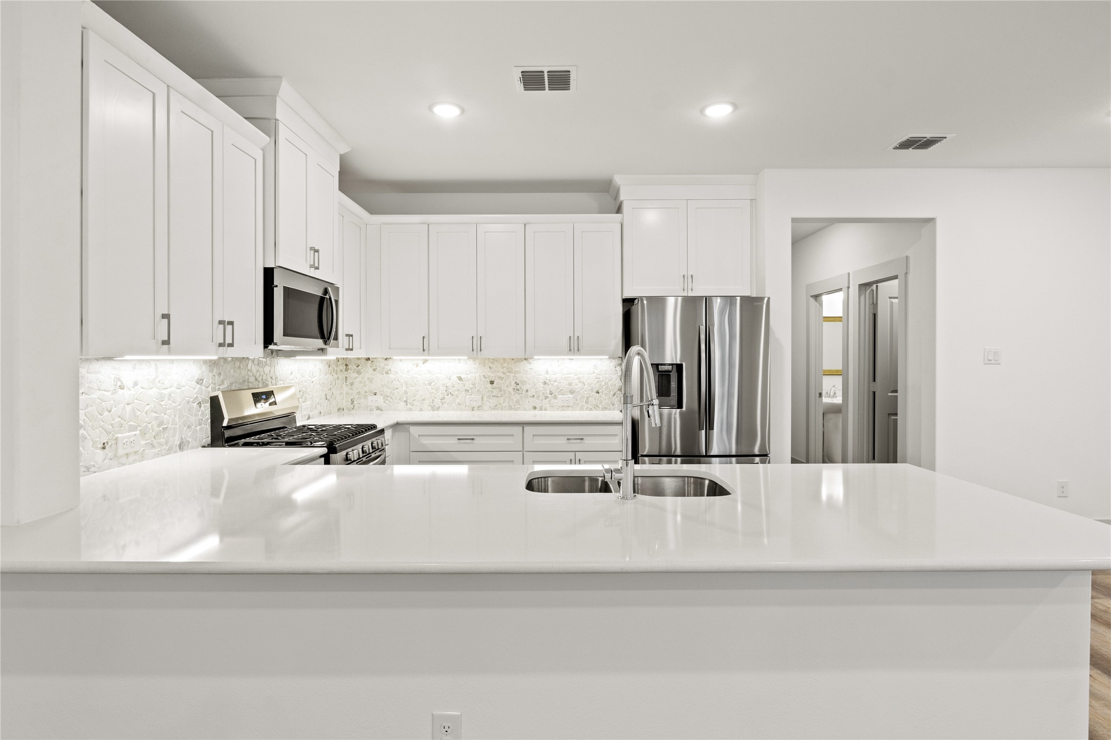 812 Trace Hawk Lane Arlington TX 76005