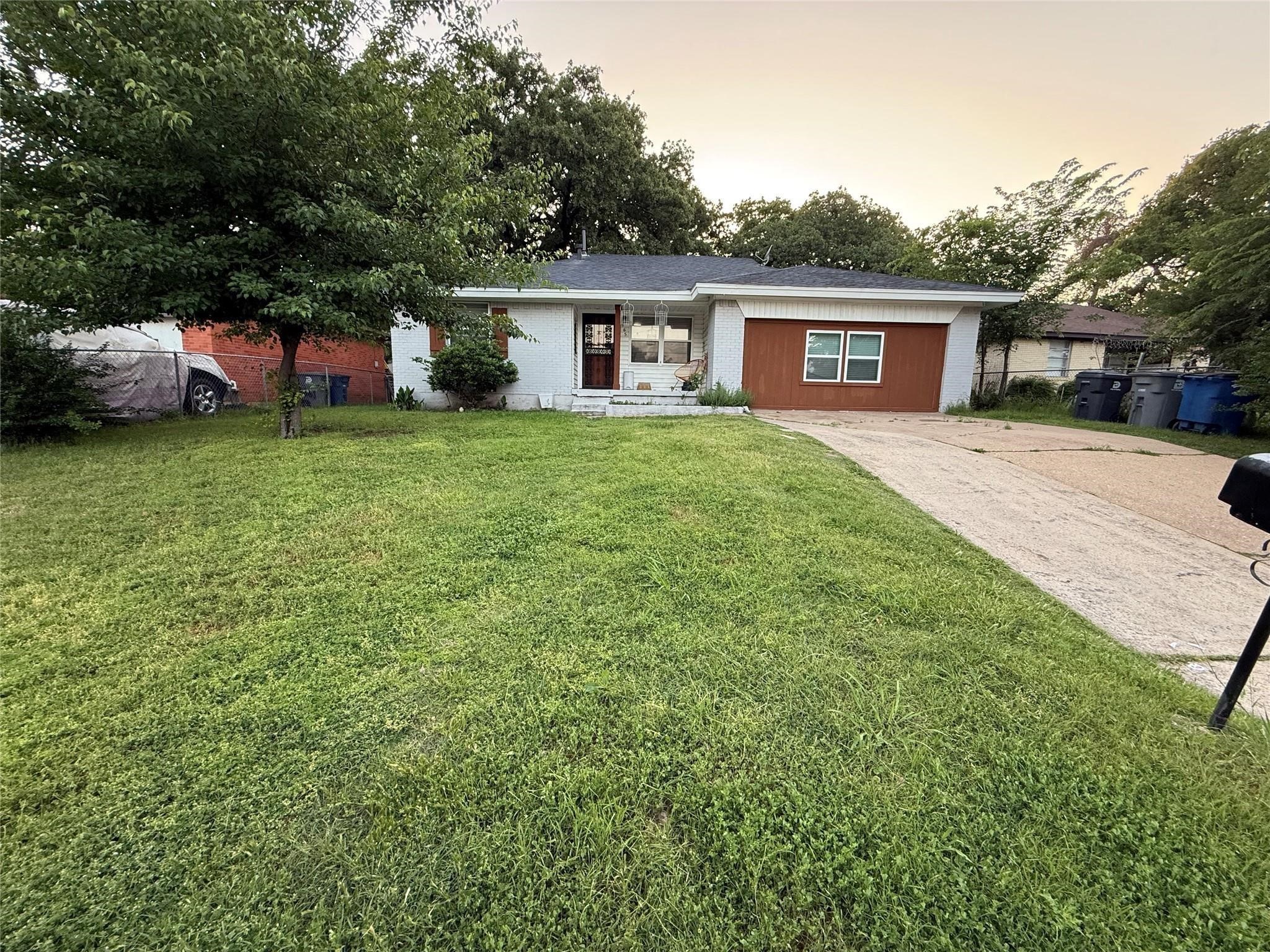 665 Cedarcliff Drive Dallas TX 75217