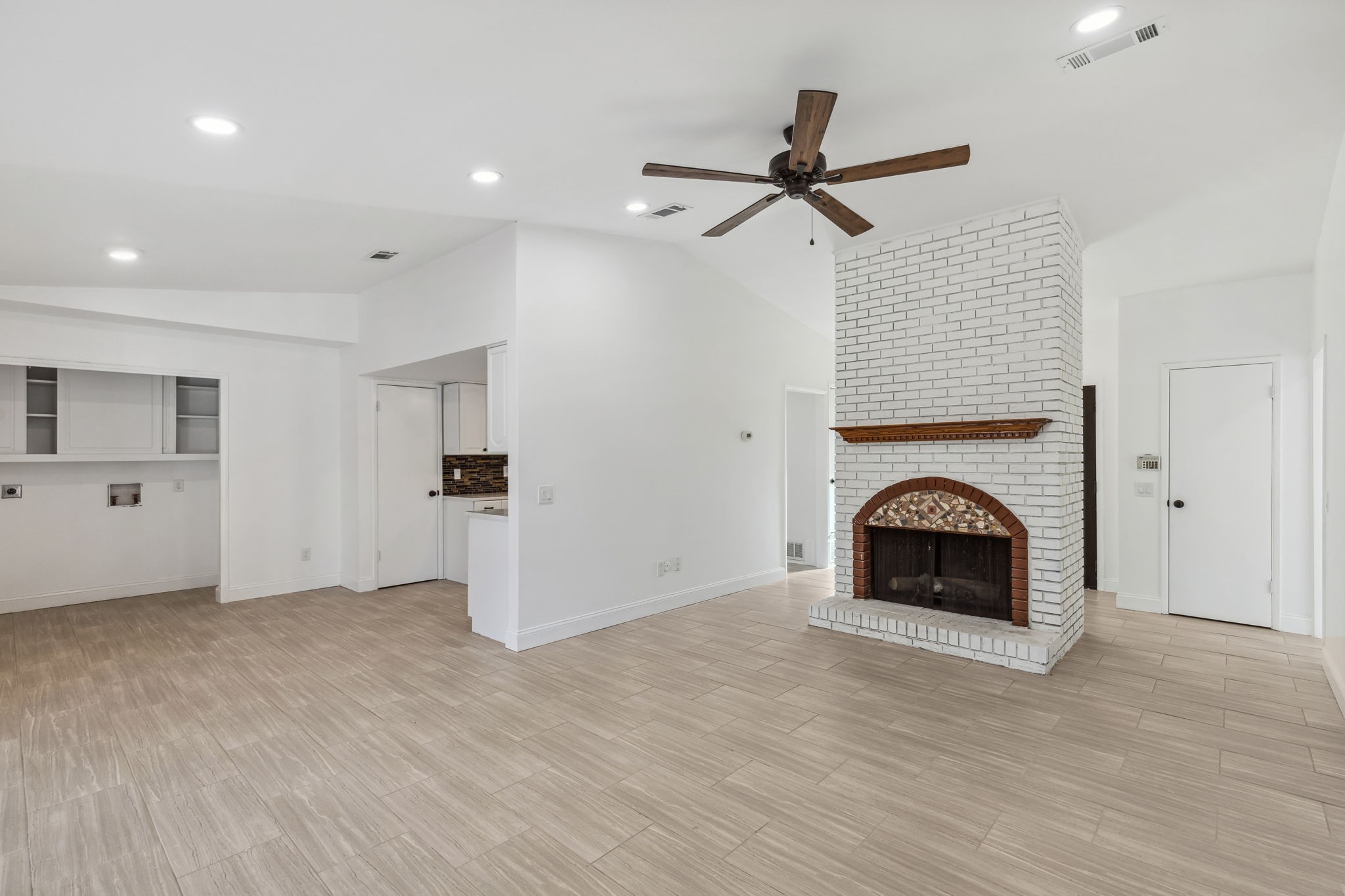 2129 Richland Drive Garland TX 75044